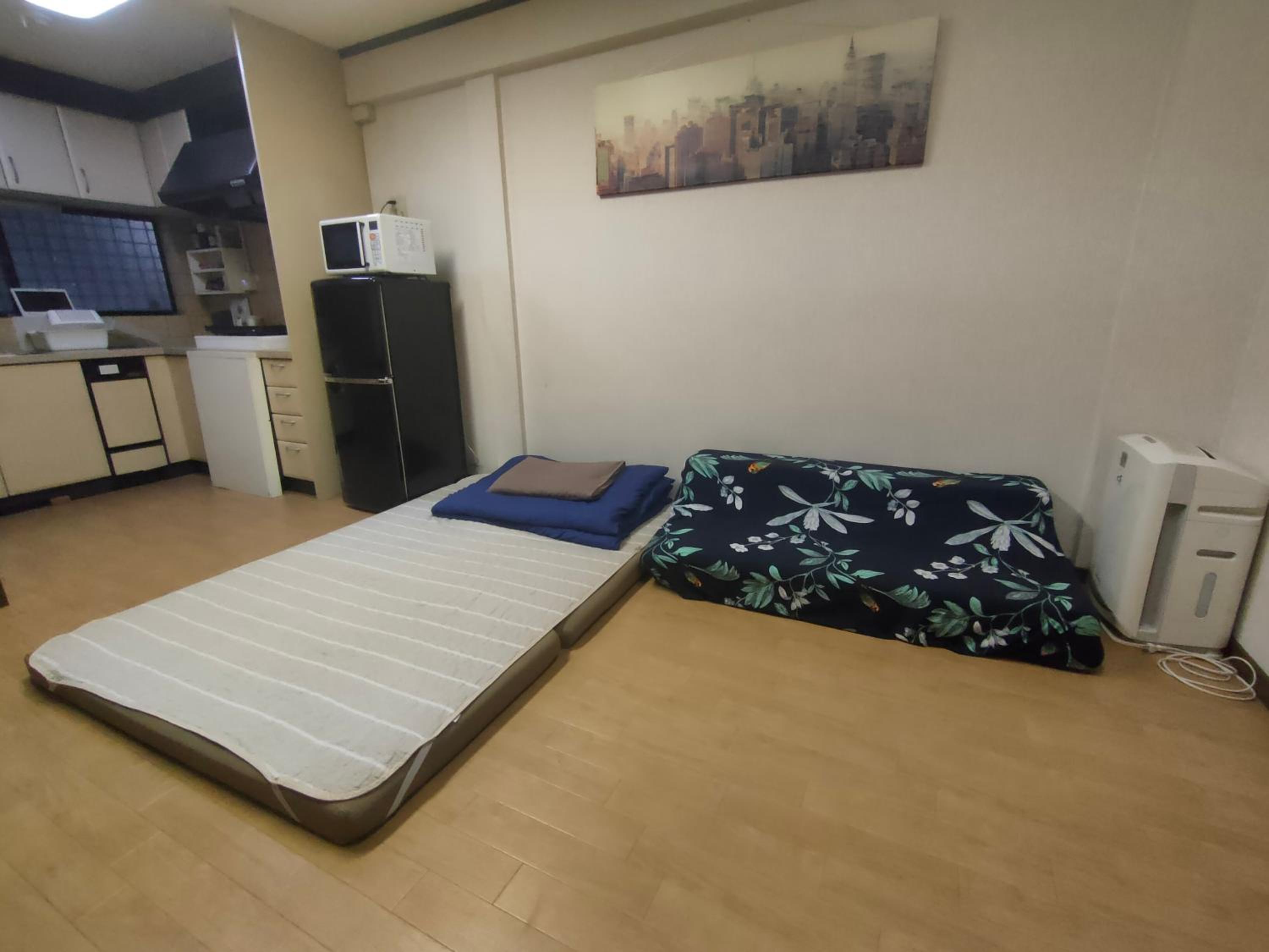 2 min from NANBA 16 min from USJ by train
