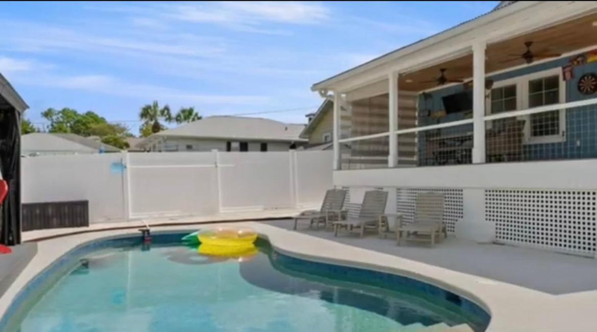 http:beachychicprivatepoolandbeachaccess view 5