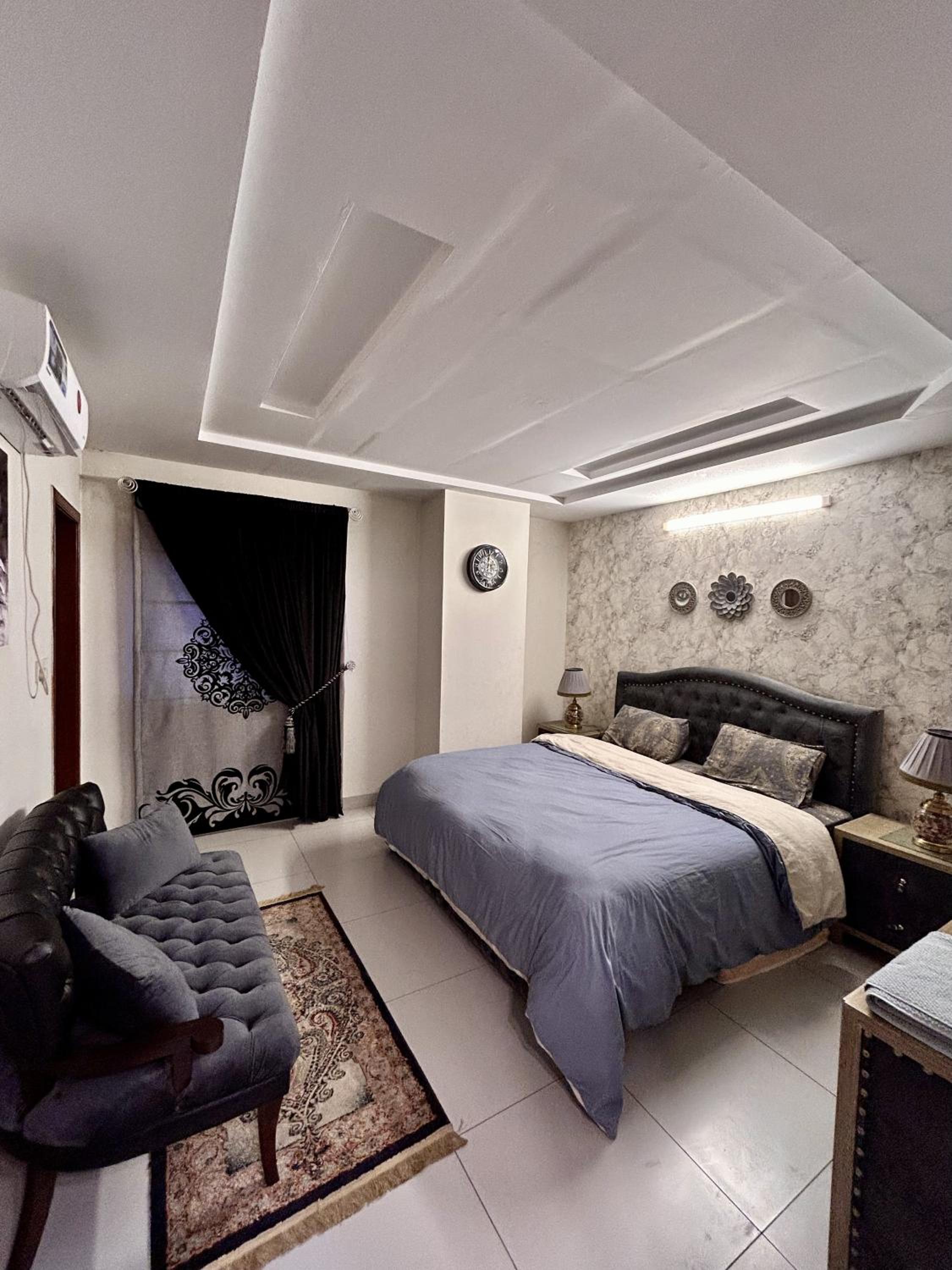 Capital Lagoon Hotel & Apartments