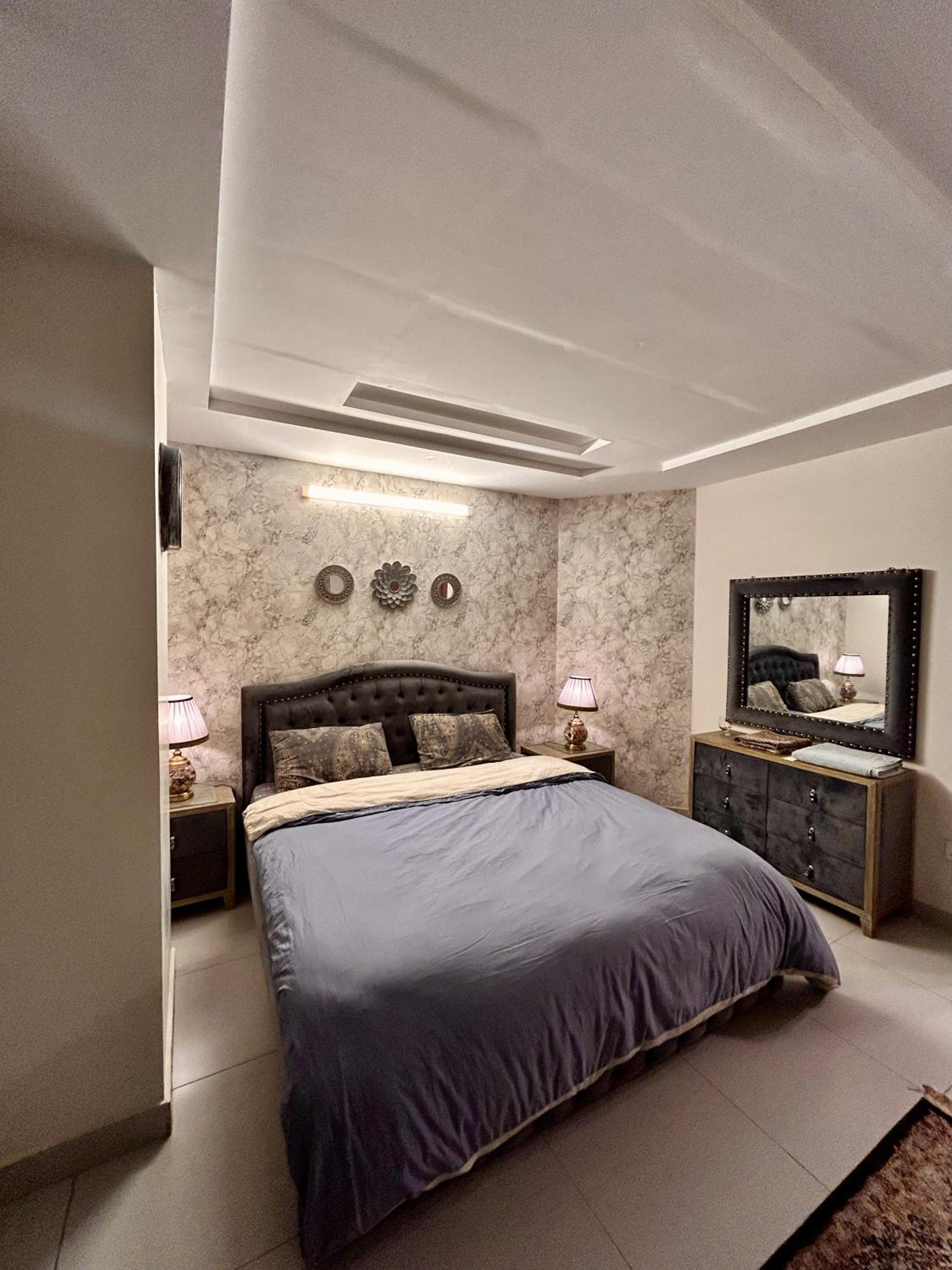 Capital Lagoon Hotel & Apartments