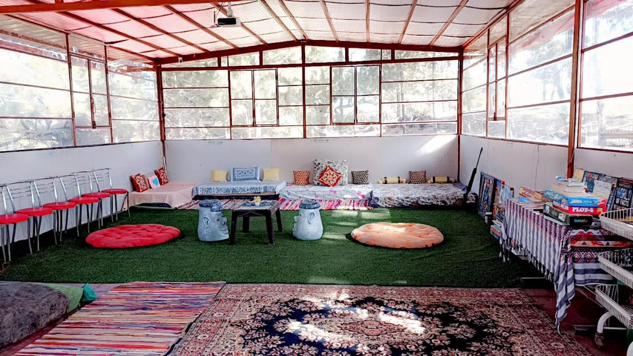 lounge