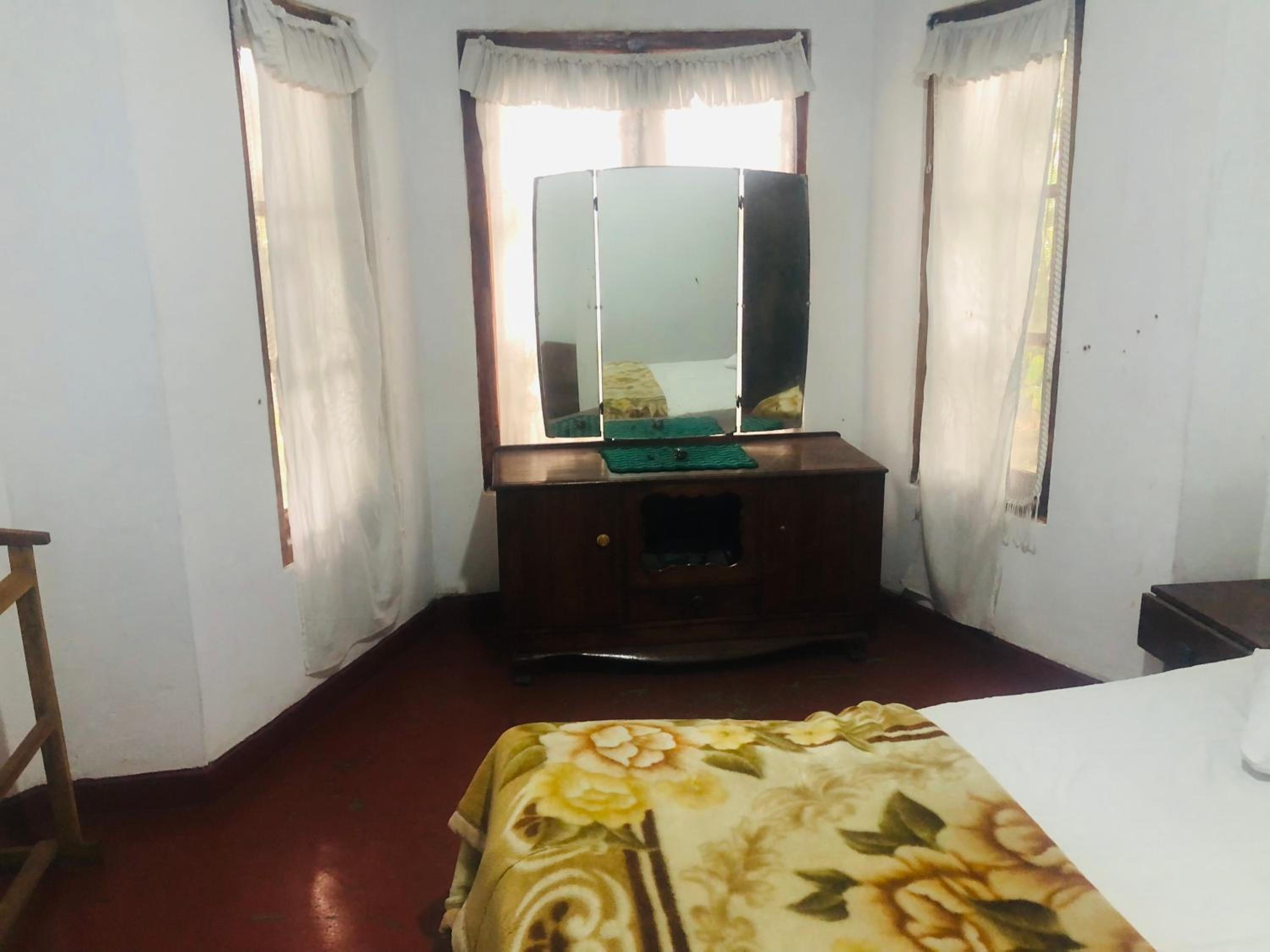 LAKE AND LAKE HOMESTAY view 4