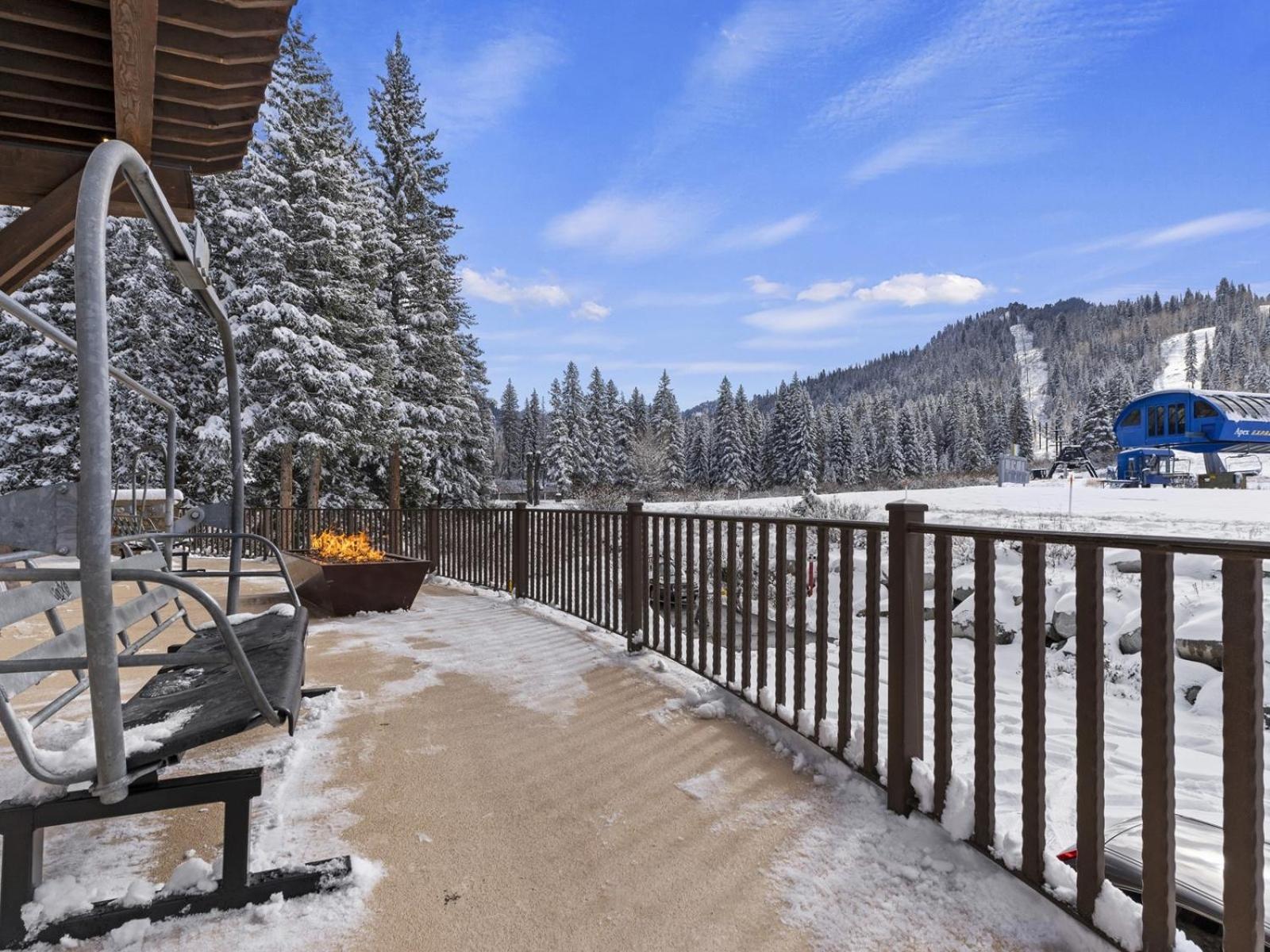 Apex Lodge SOL-12011