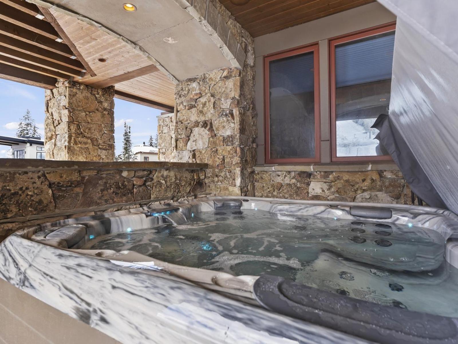 Apex Lodge SOL-12011