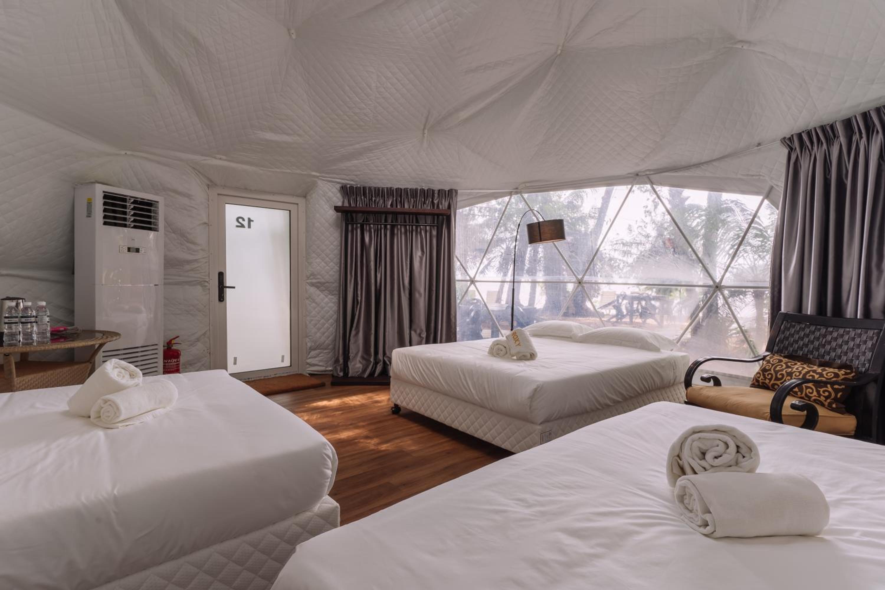 Roxy Sematan Villa & Townhouse view 5