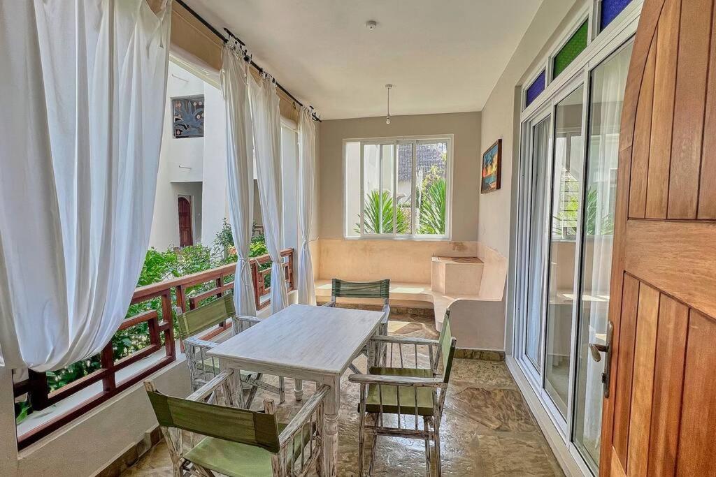 Beach Apartment 4 Passi Residence view 4