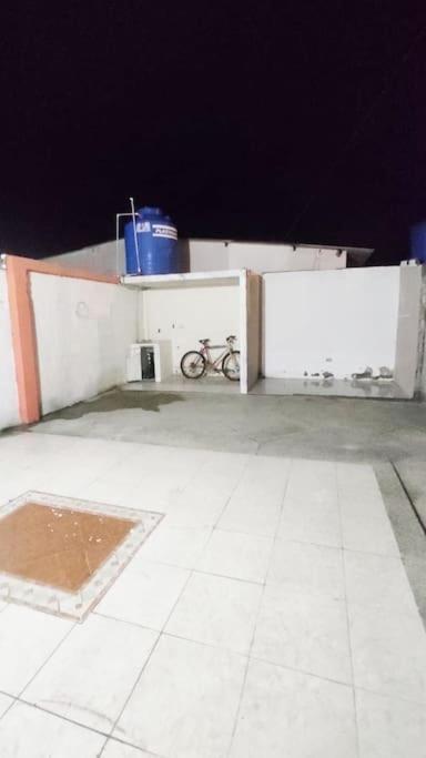 Hermosa casa playera en Ballenita Salinas
