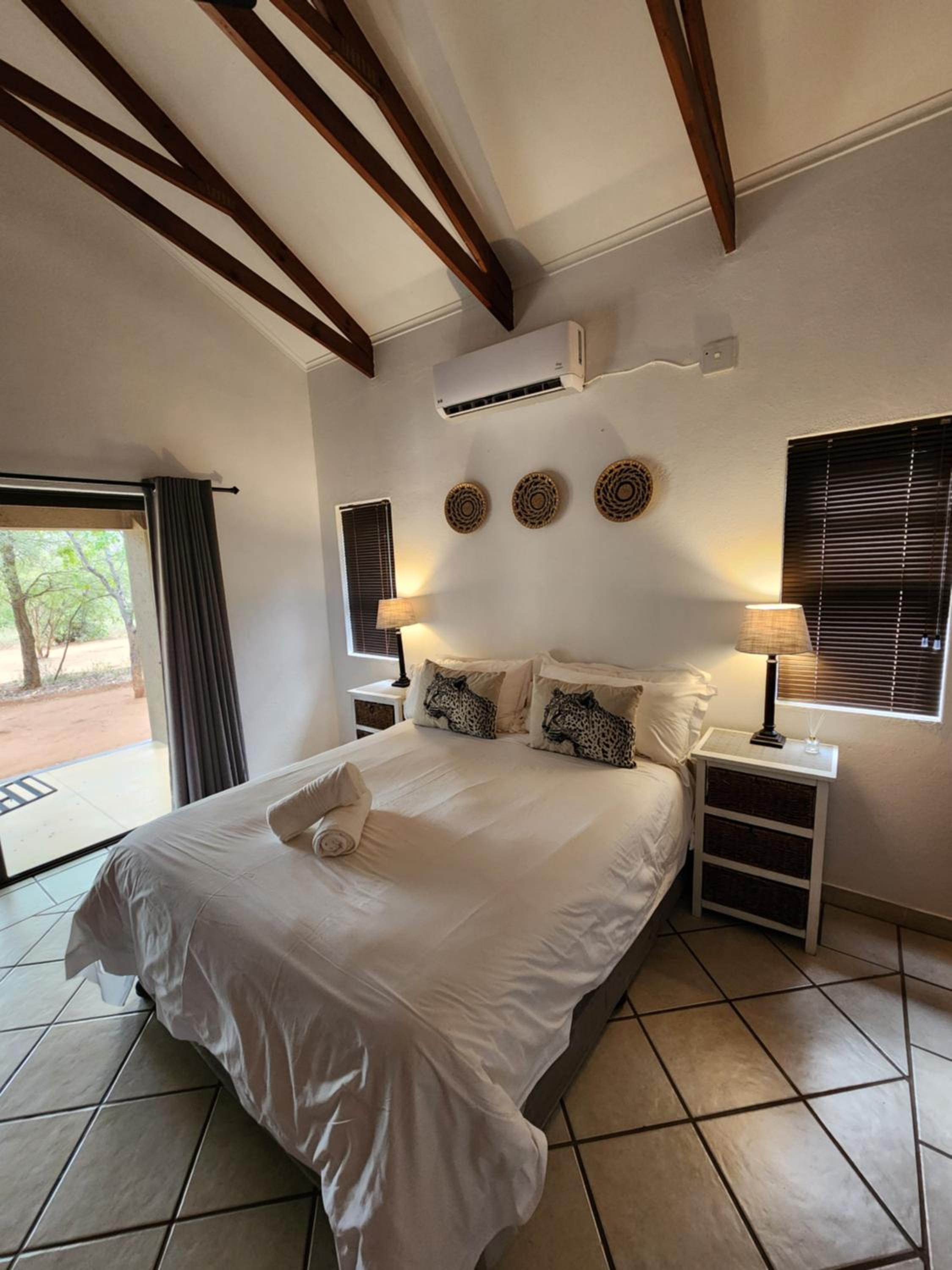 Stella Bush Villa