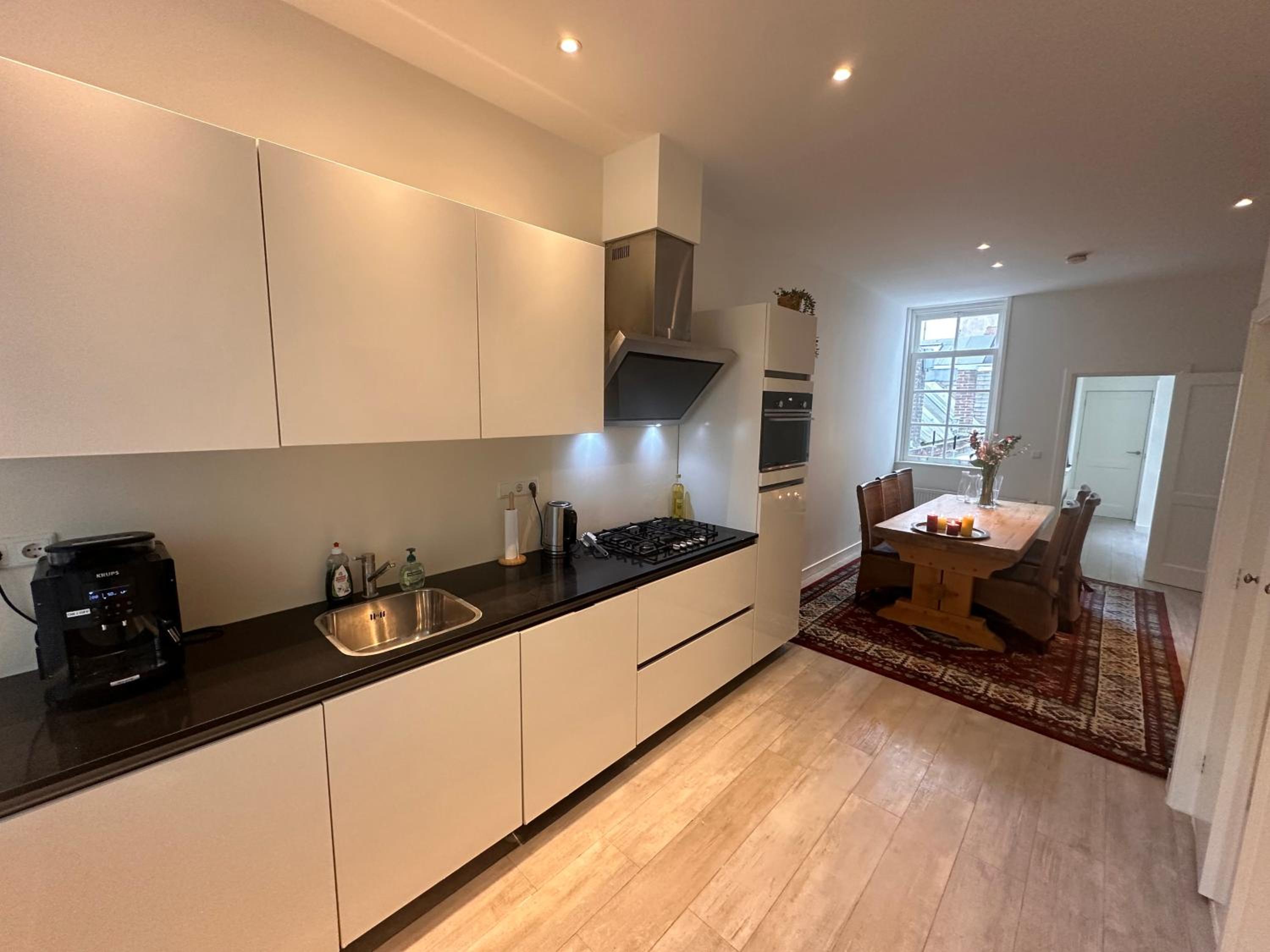 Tulip House Luxury Apartment - Top Location - Rijksmuseum - Leidseplein AMSTERDAM Central 120 m2 ALL Private with kitchen