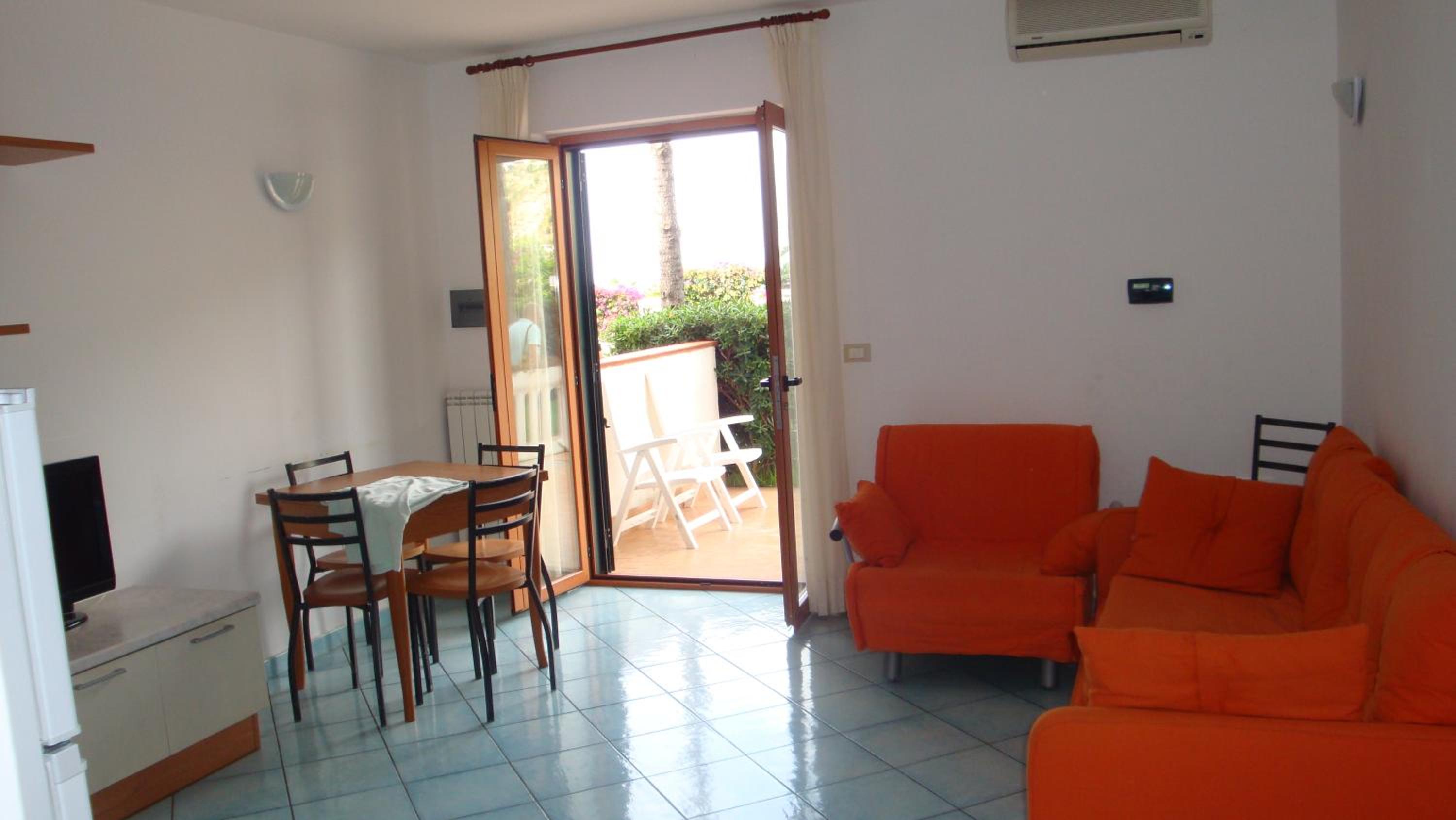 Ischia Uno Residence view 3