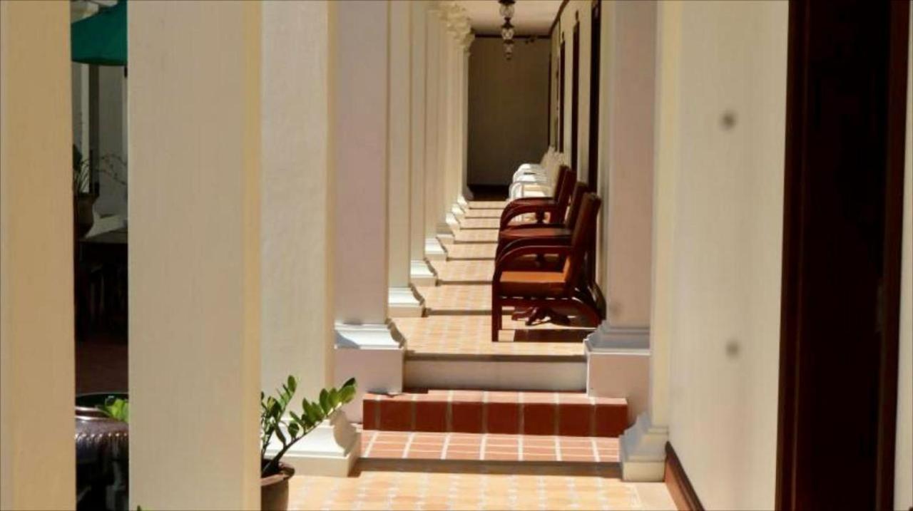 Houngvilai Hotel