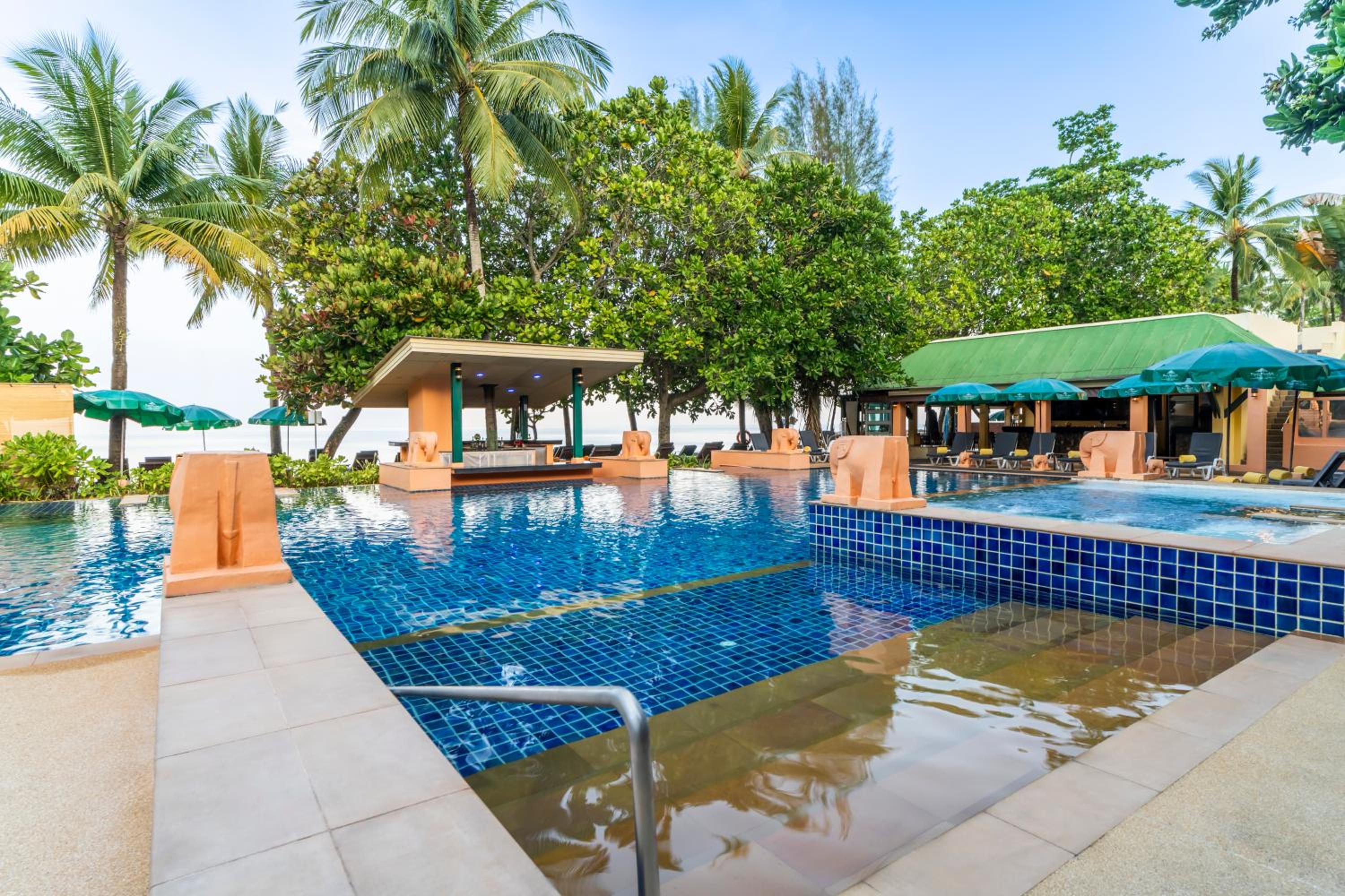 Baan Khaolak Beach Resort