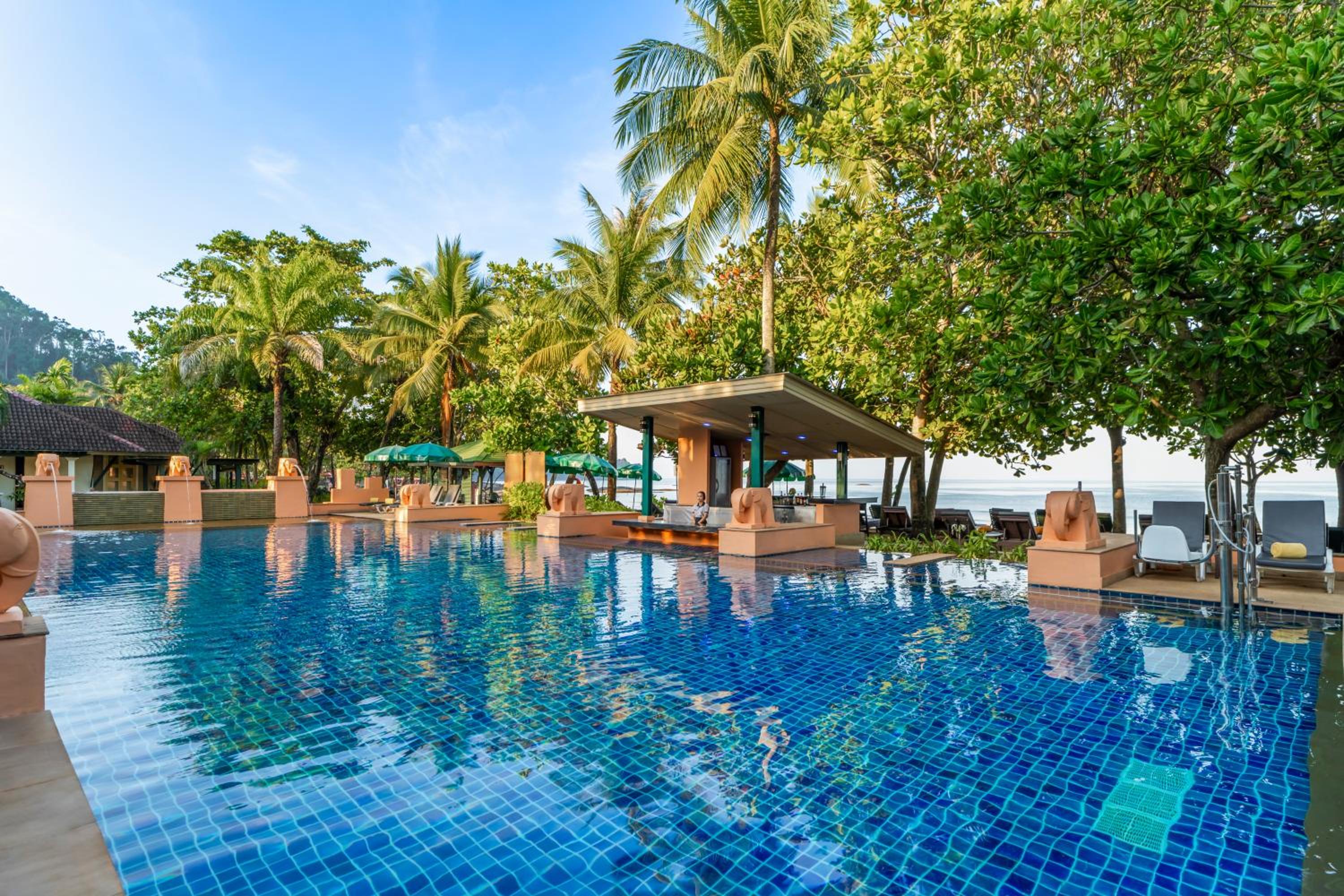 Baan Khaolak Beach Resort