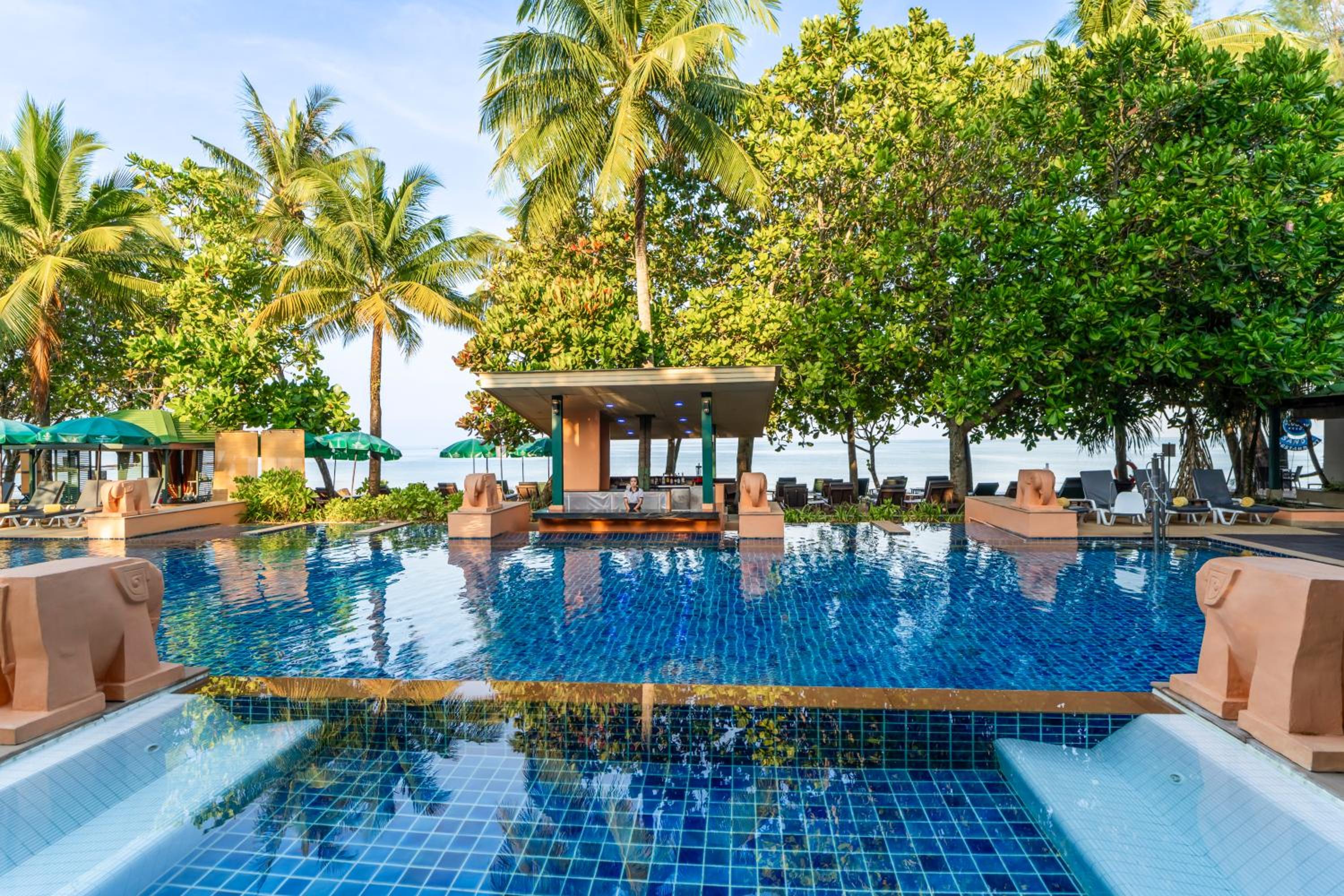 Baan Khaolak Beach Resort