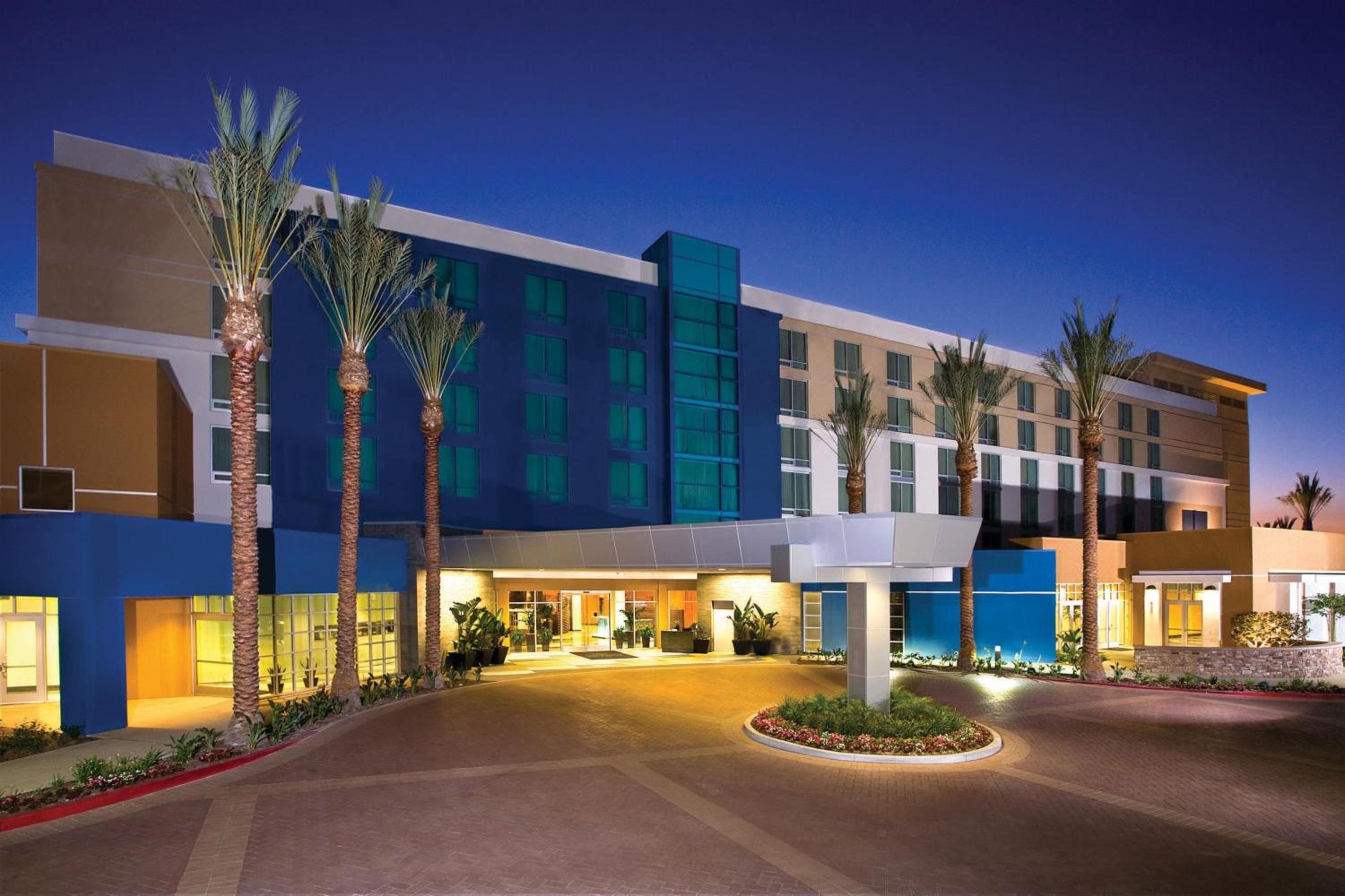 Hotel Renaissance ClubSport Aliso Viejo Laguna Beach Hotel