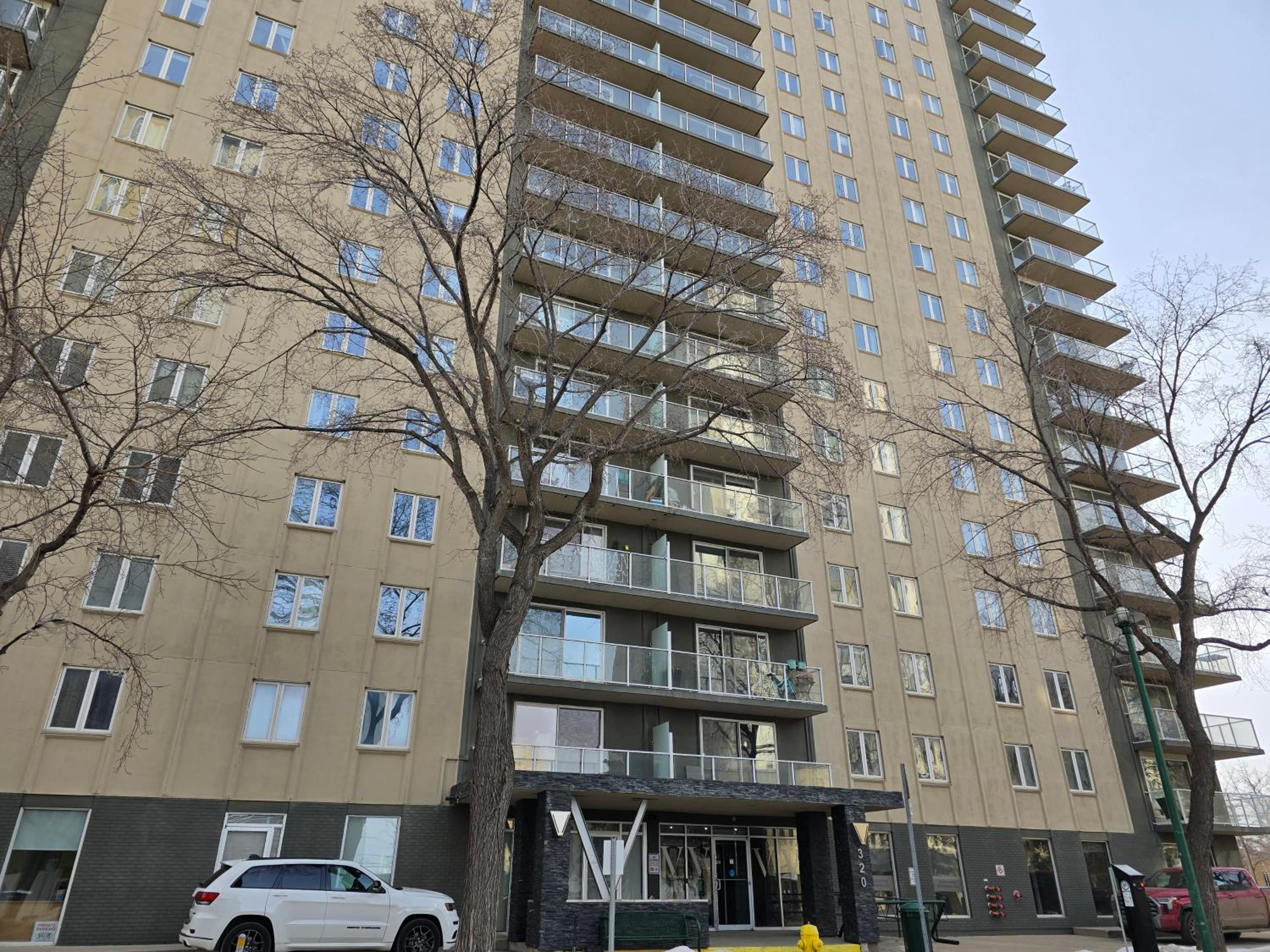 Smart Stylish Downtown Condo- 2 bedrooms