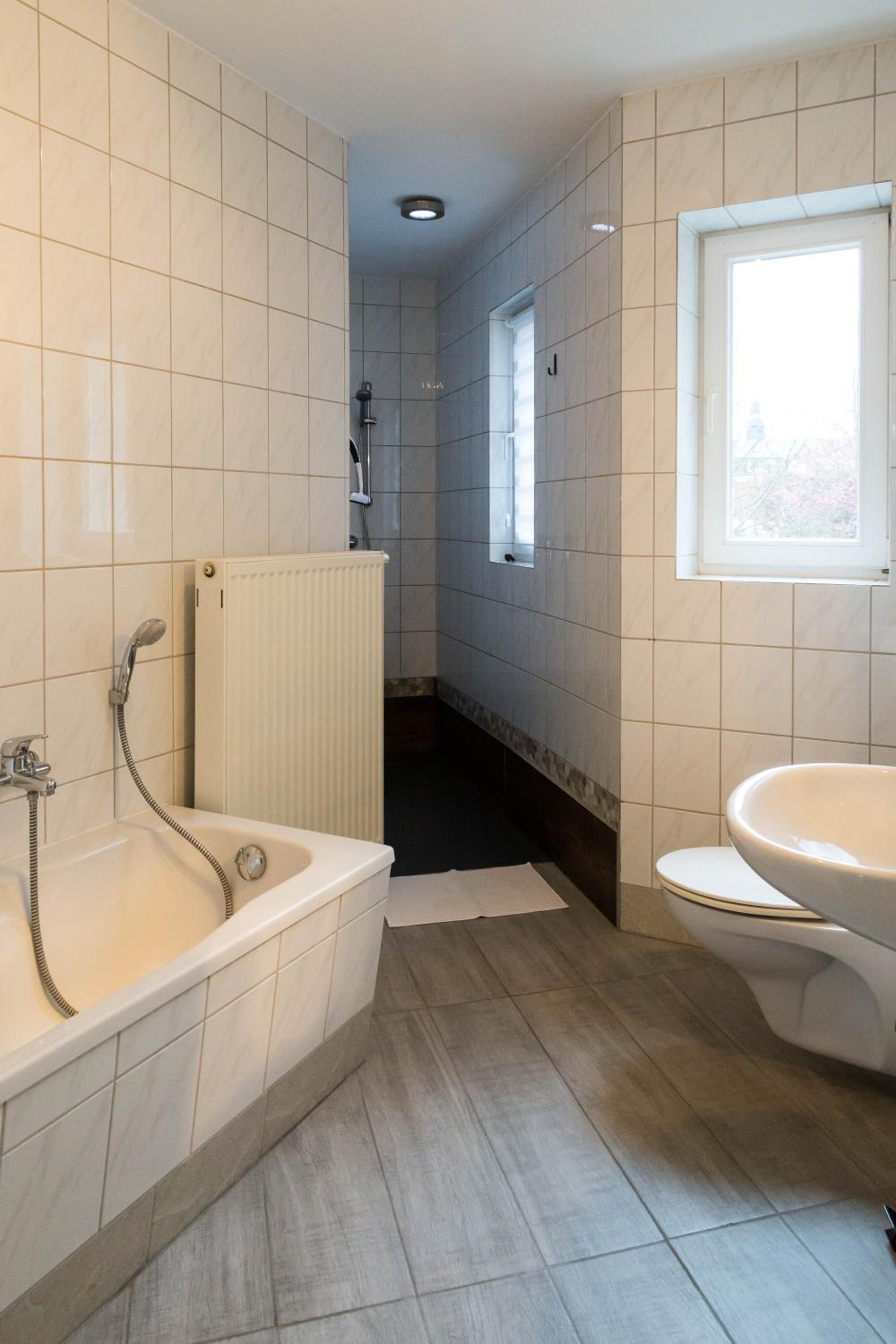 Studiowohnungen Am Neuberinhaus F&G Apartments
