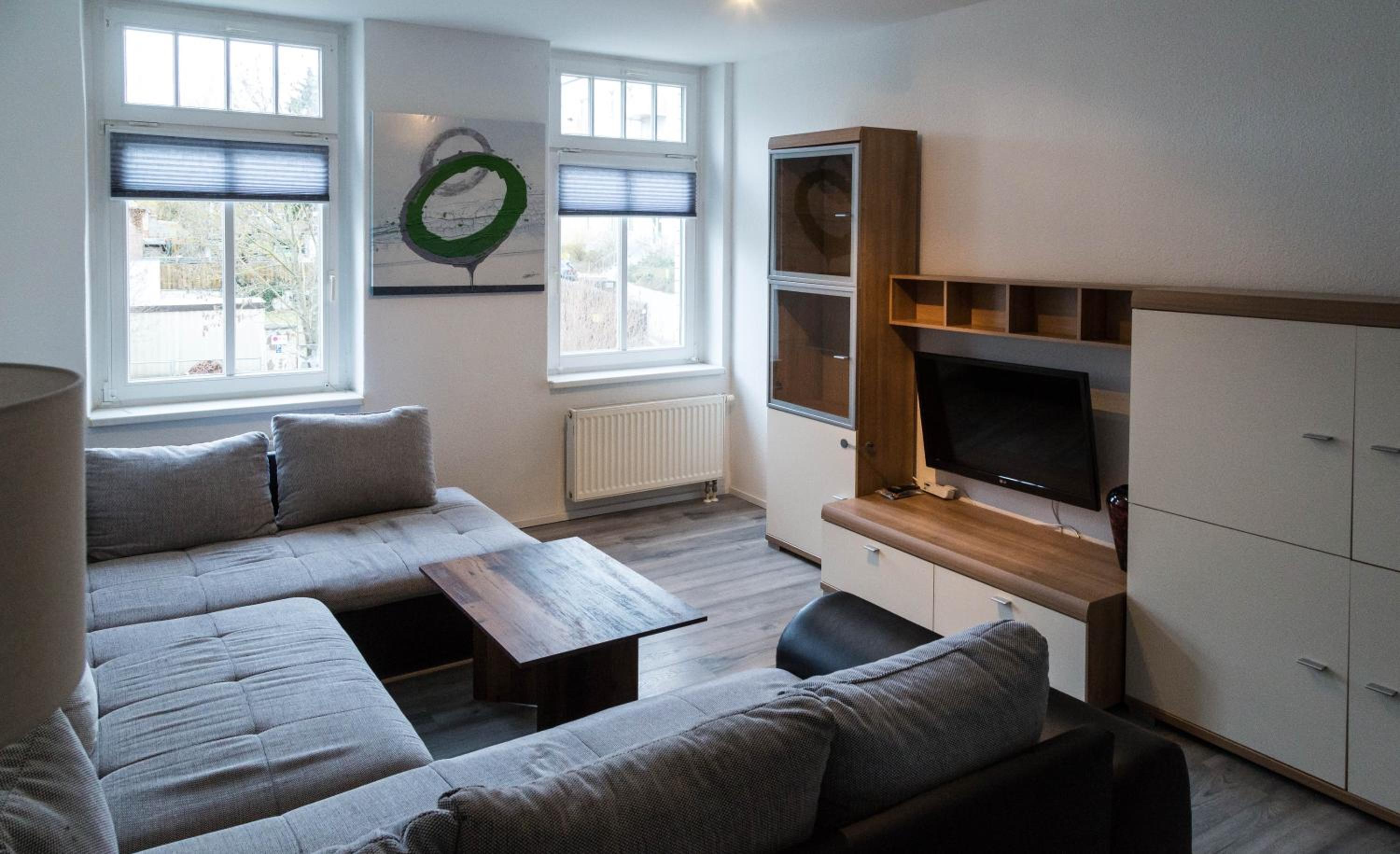 Studiowohnungen Am Neuberinhaus F&G Apartments