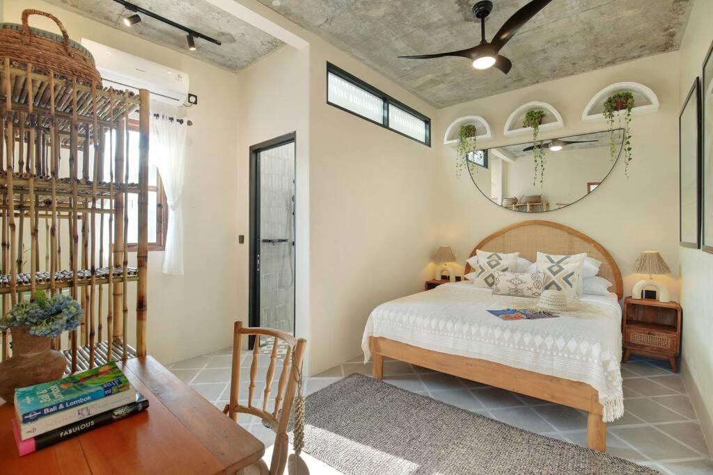 CB6 - Casa Canggu Buduk 2 Bedrooms with Rice Paddy View view 2