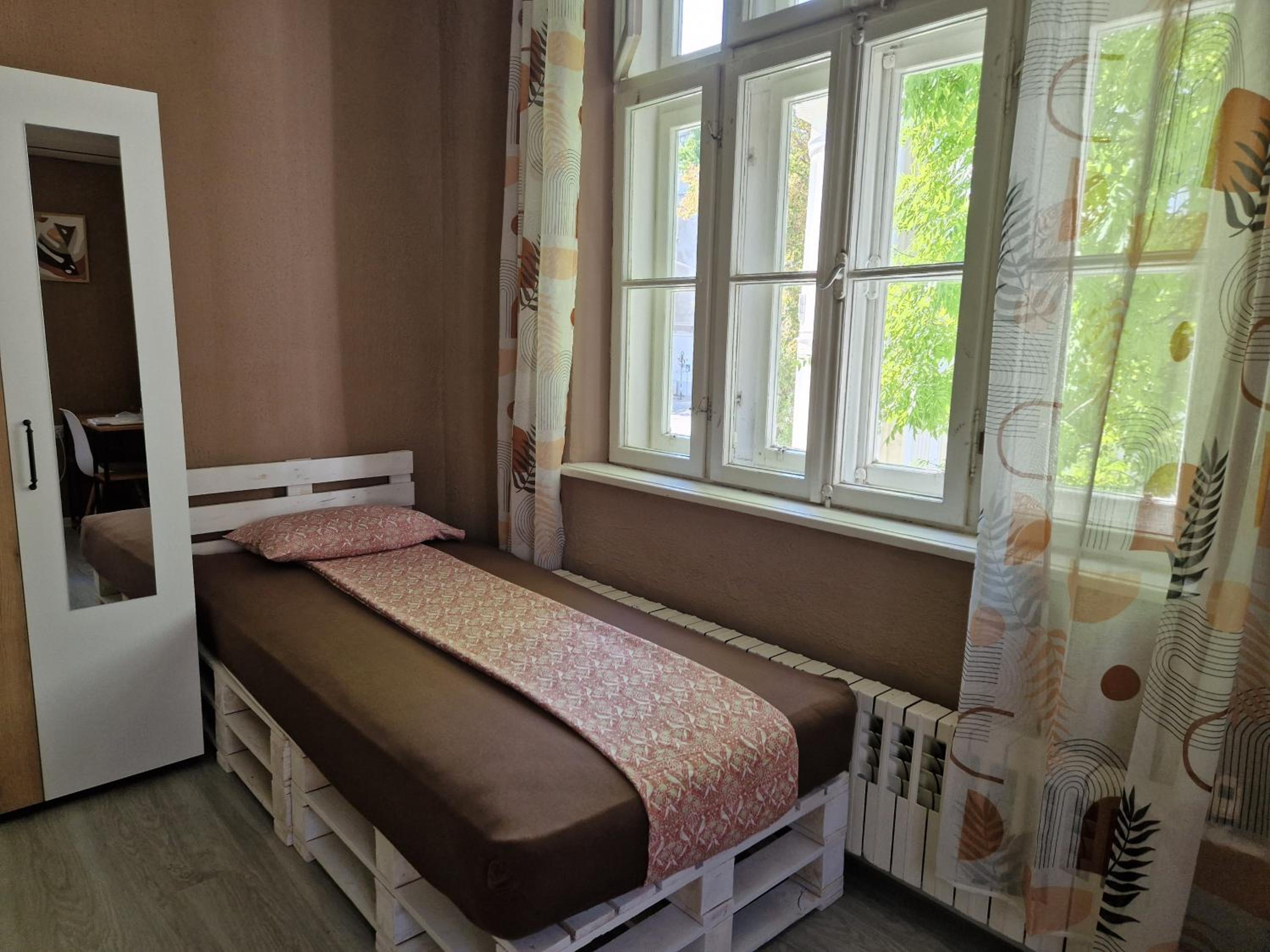 Lambo's Corner Varna - Guest Rooms