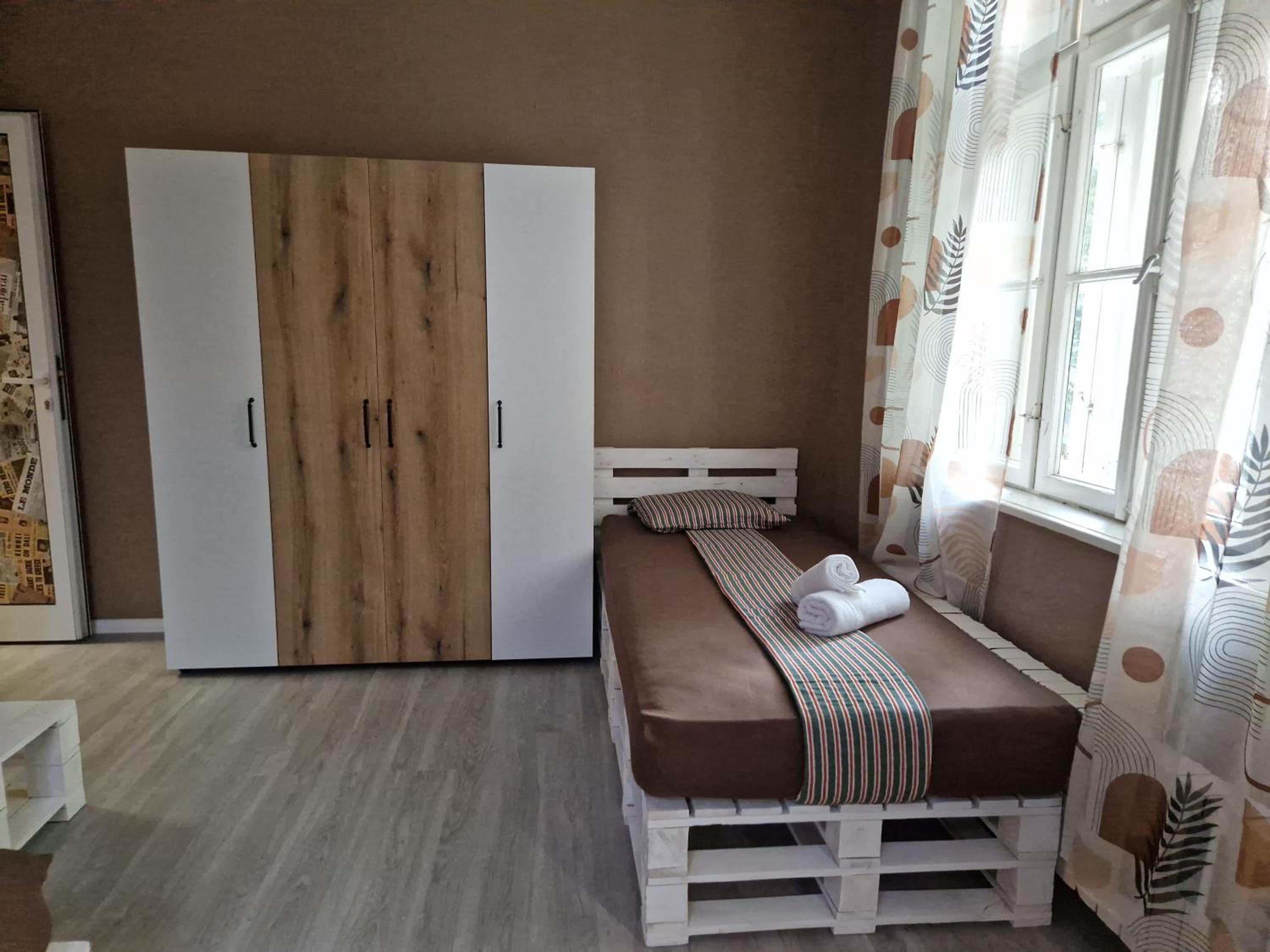 Lambo's Corner Varna - Guest Rooms