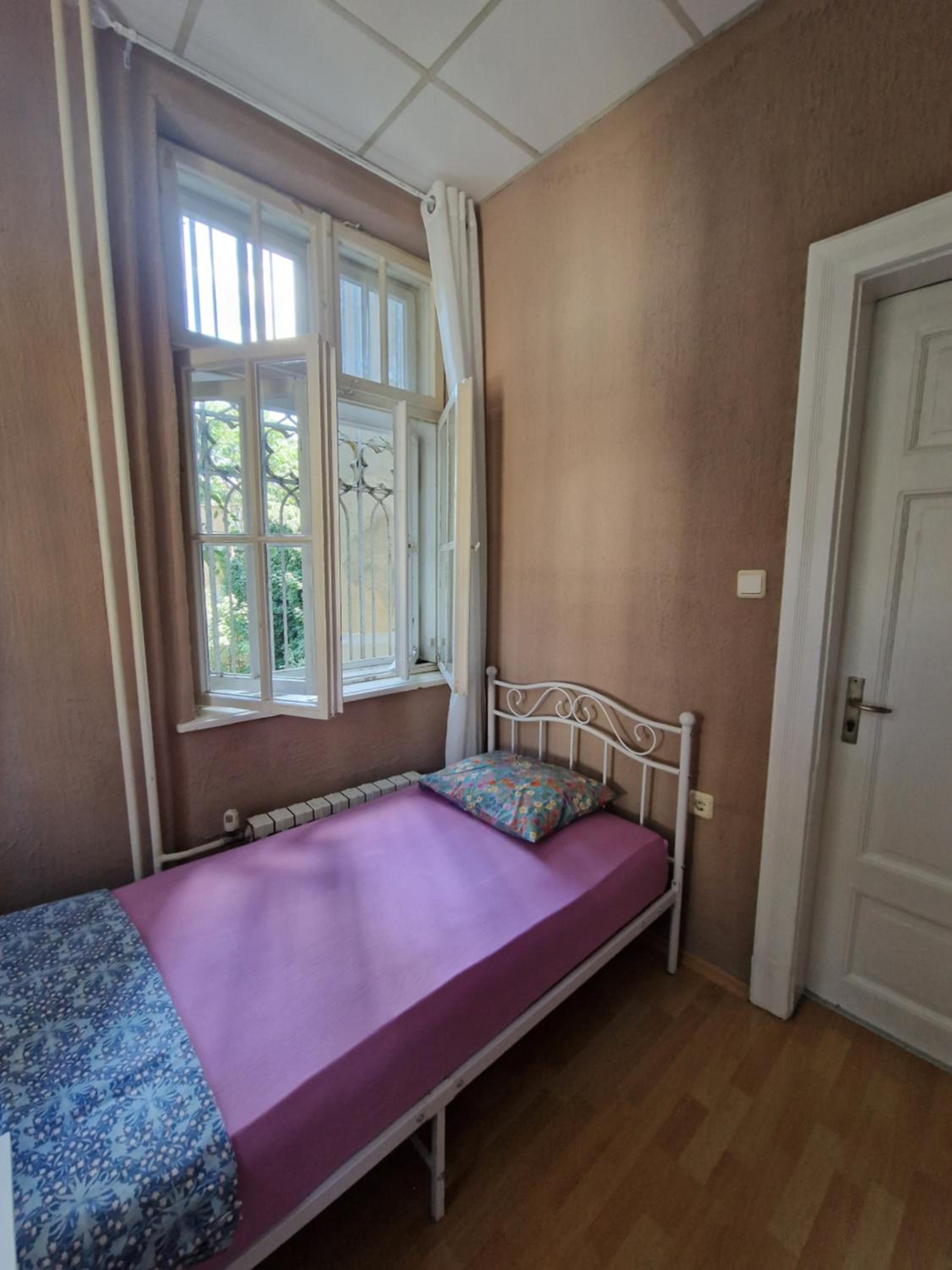 Lambo's Corner Varna - Guest Rooms