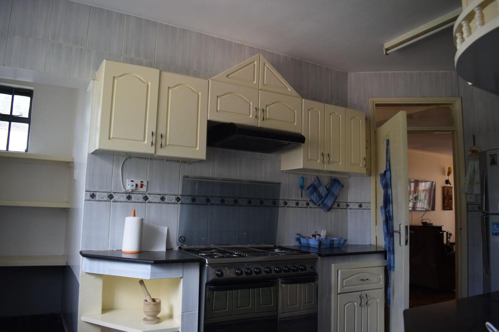 Hampton Court Apartments Kilimani view 3