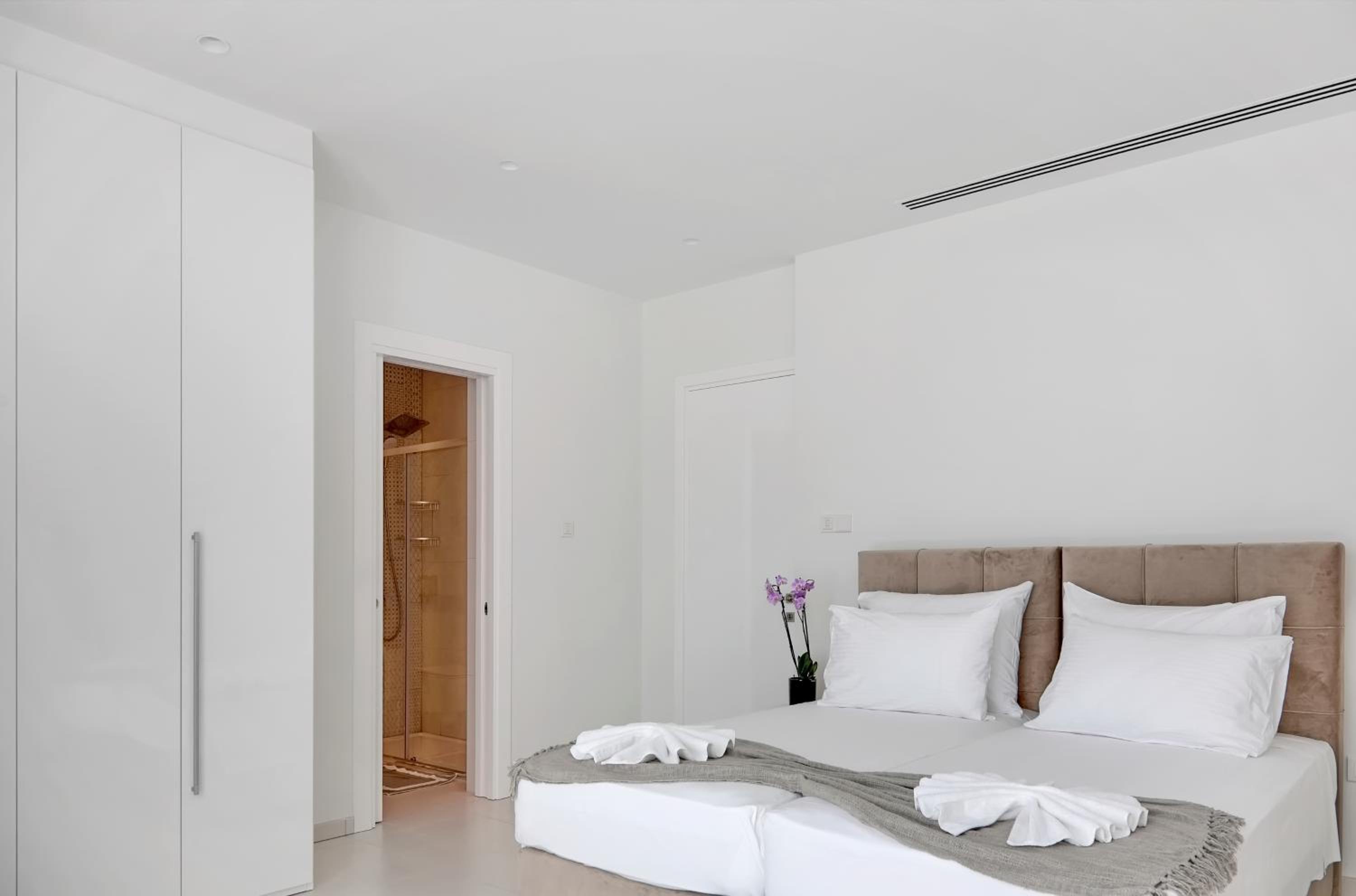 Sea Pearl Seaview Villa - Oriana