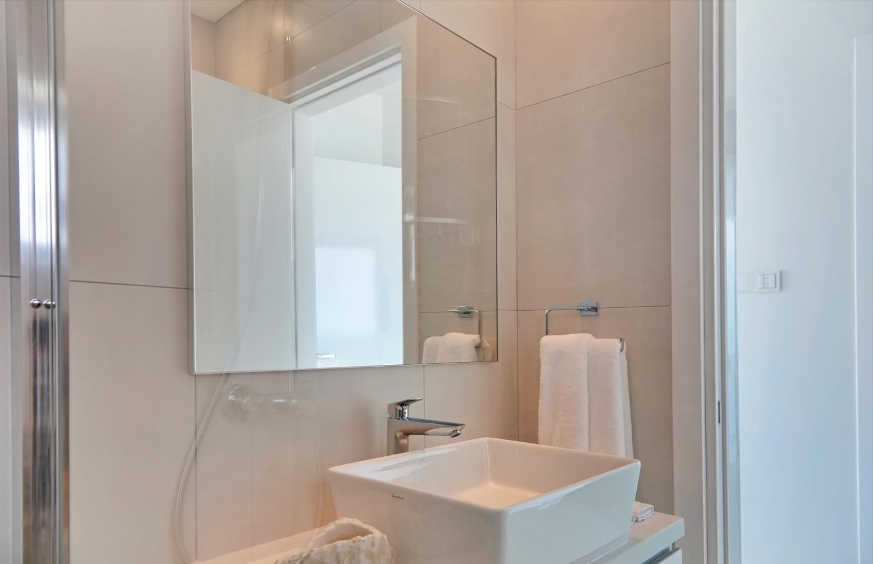 Sea Pearl Seaview Villa - Oriana