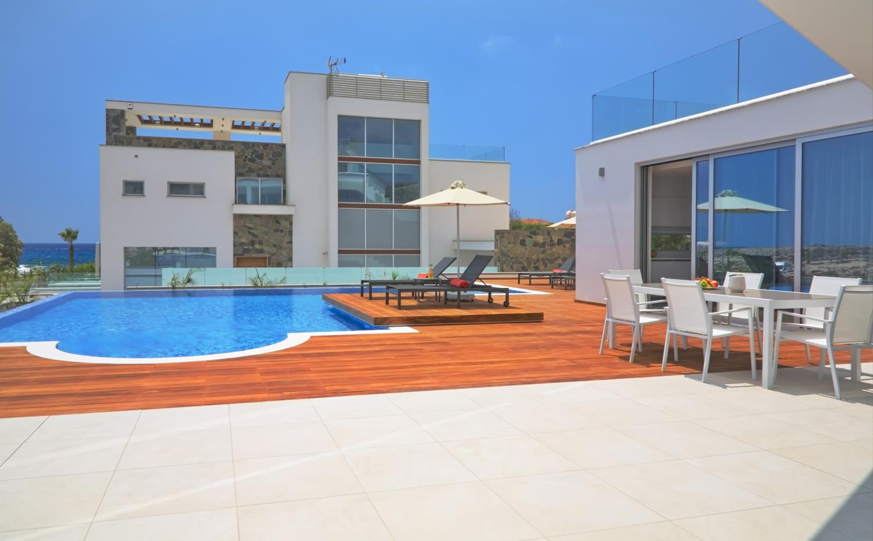 Sea Pearl Seaview Villa - Oriana