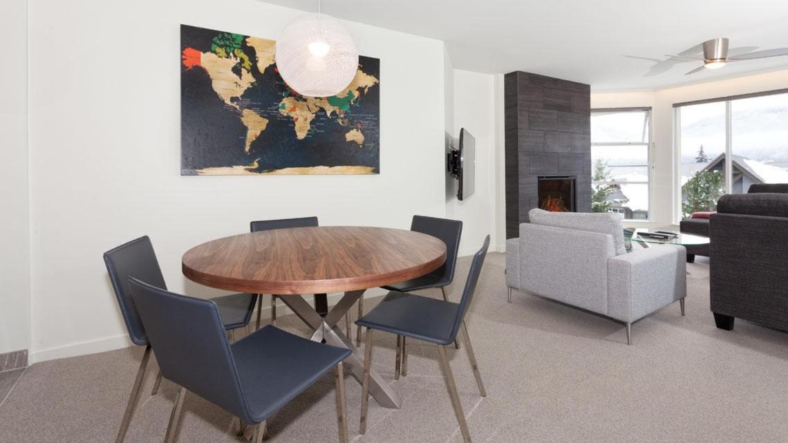Woodrun Lodge 307 | Sleek Slopeside Unit w/ Pool, Hot Tub, & Heated Floors