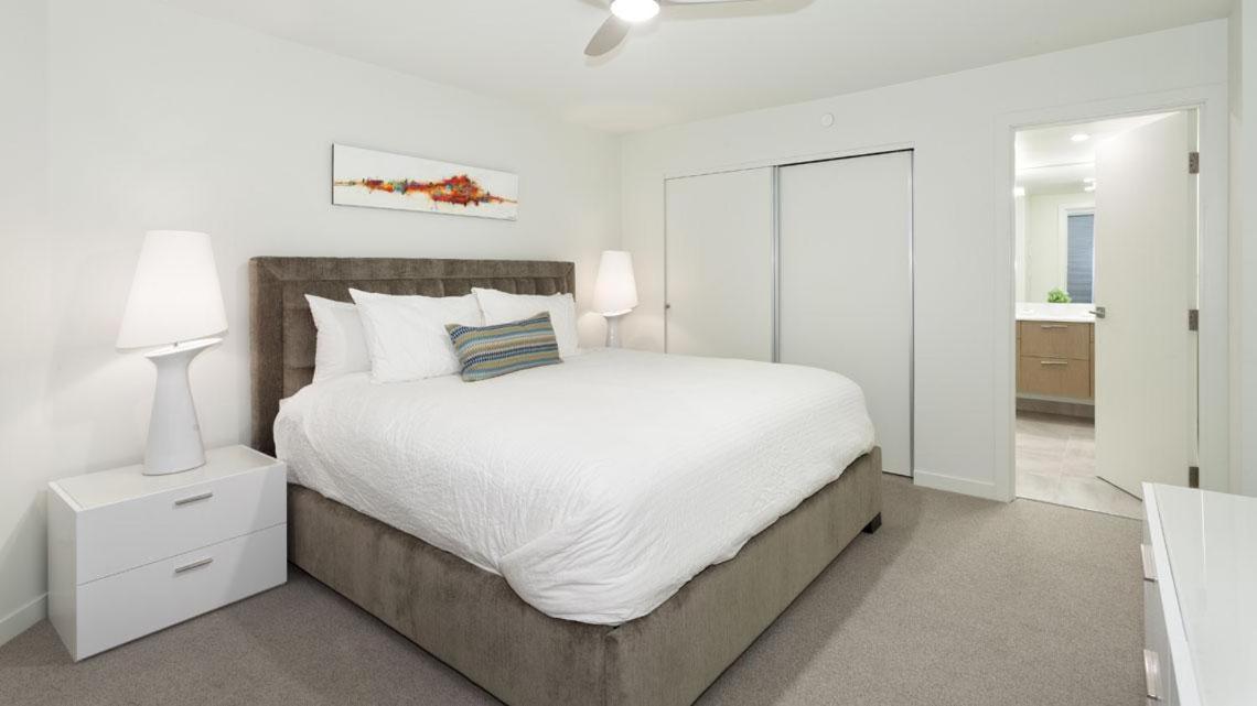 Woodrun Lodge 307 | Sleek Slopeside Unit w/ Pool, Hot Tub, & Heated Floors