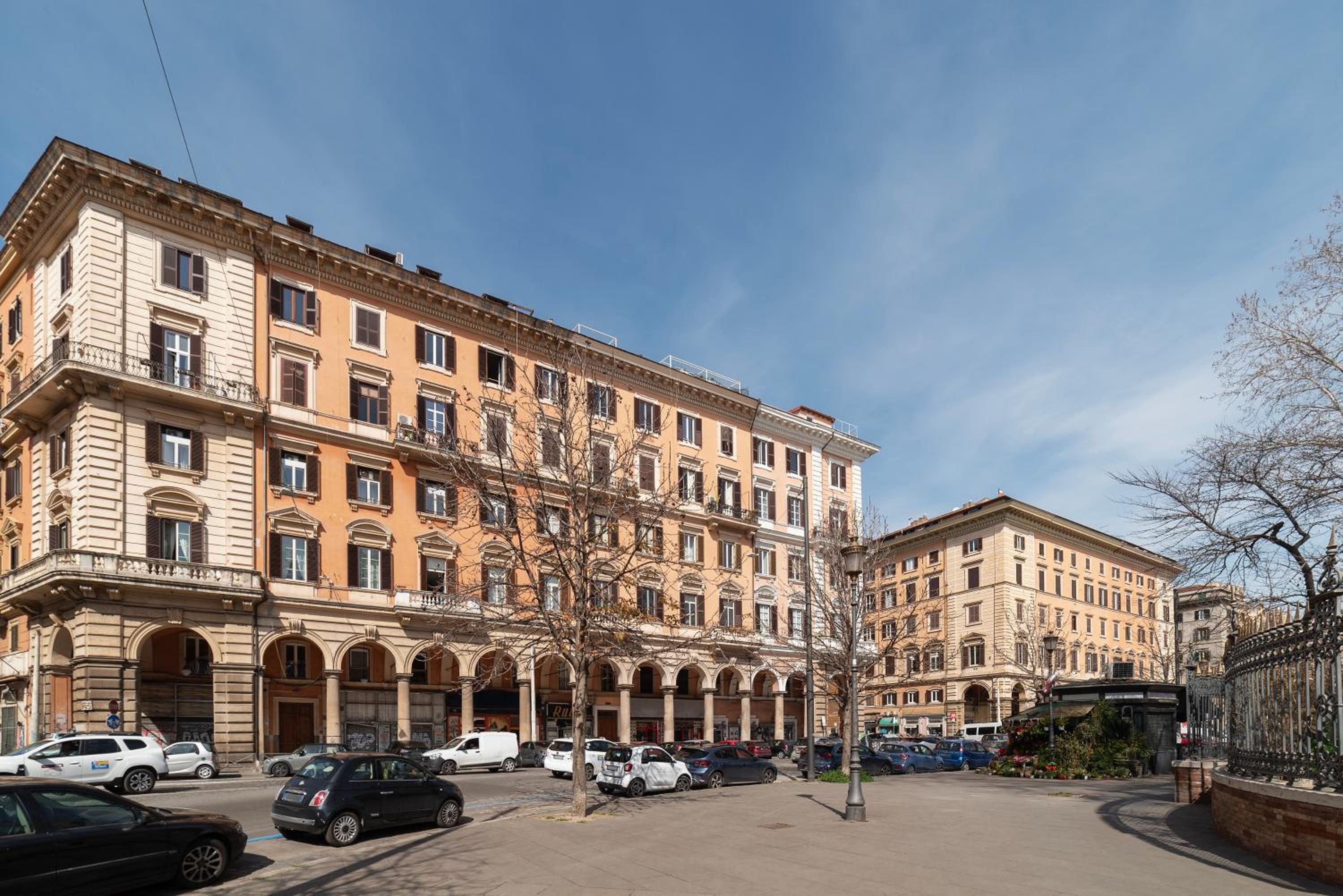 Piazza Vittorio Emanuele II Classic Apartment