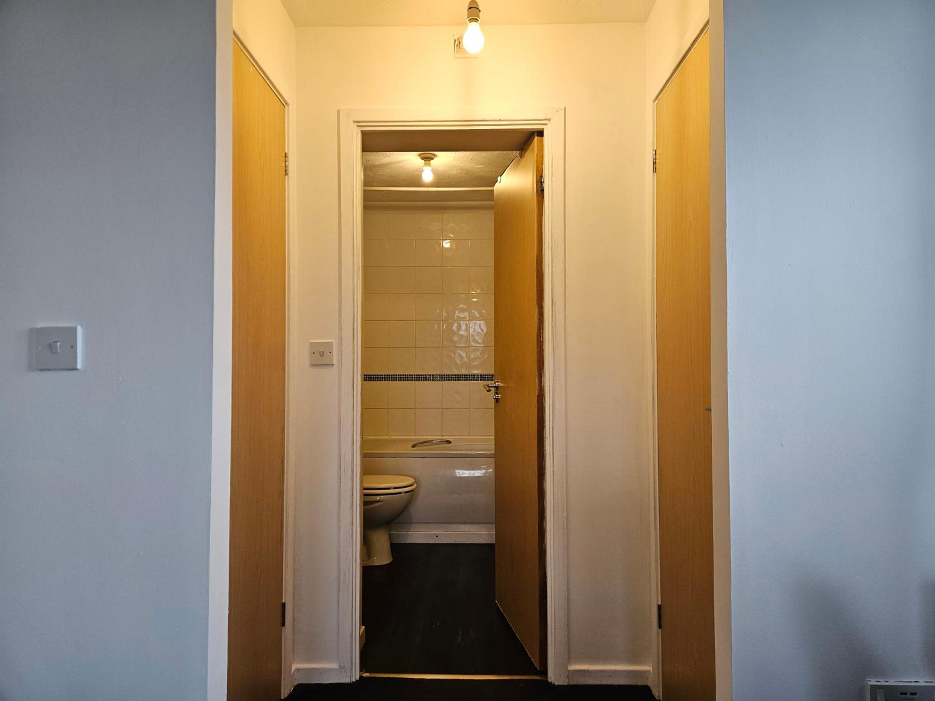 Luxury 2 bed, 2 bath apartment in North London
