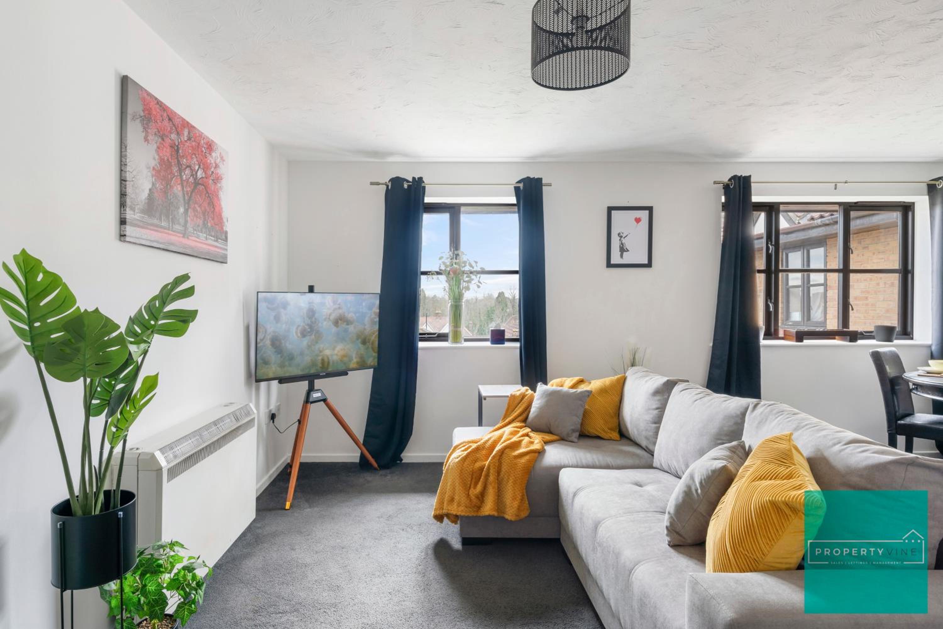 Luxury 2 bed, 2 bath apartment in North London
