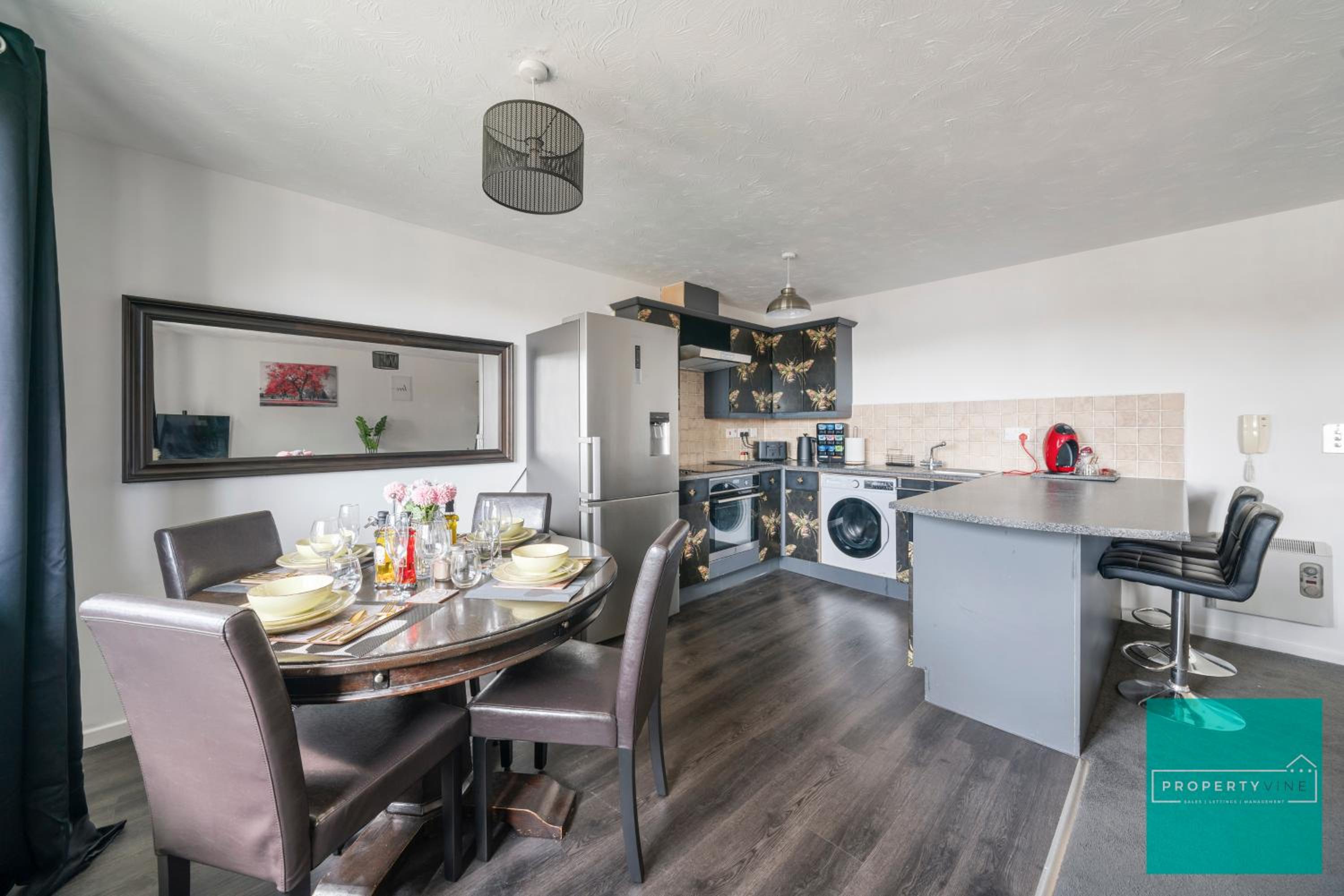 Luxury 2 bed, 2 bath apartment in North London