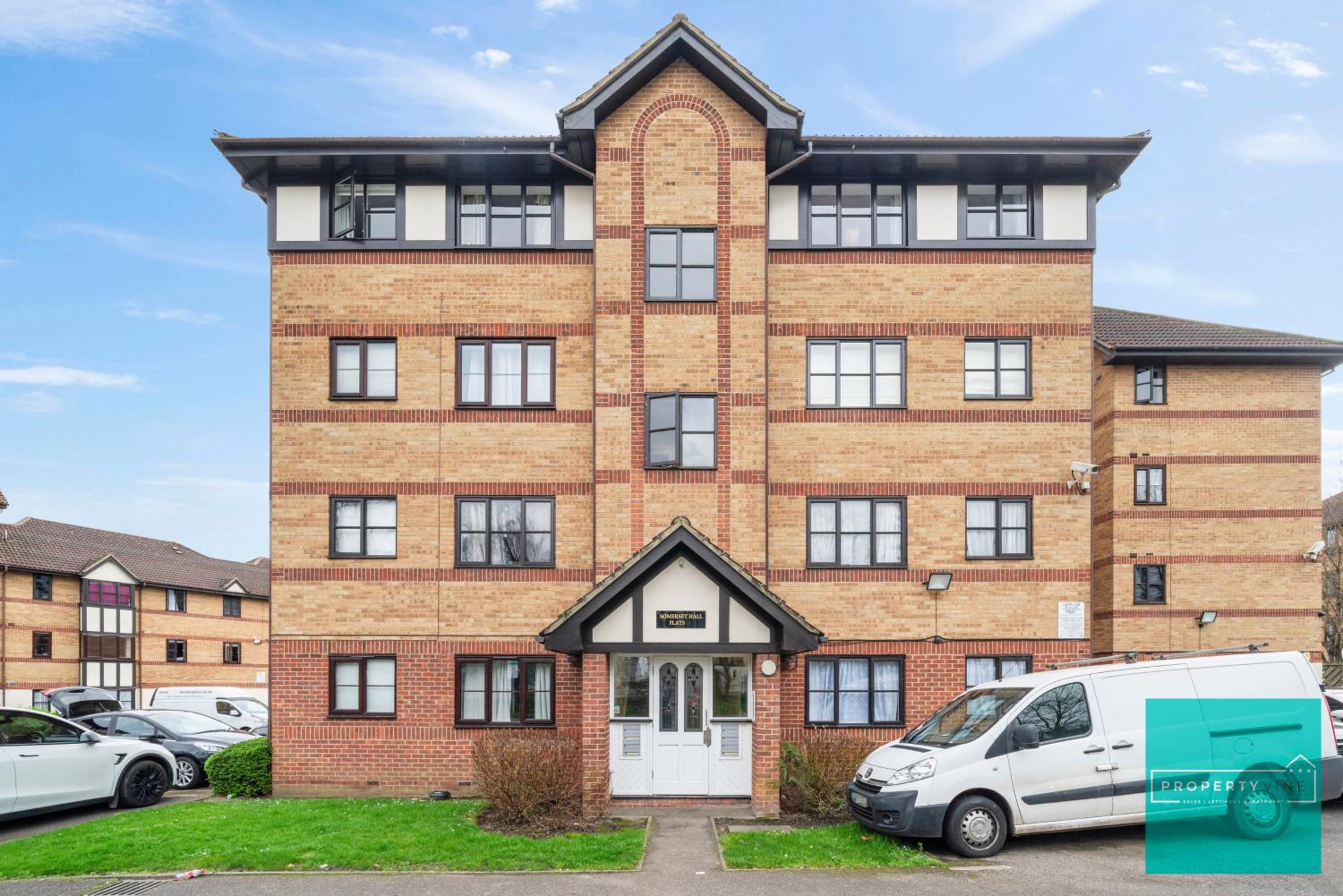 Luxury 2 bed, 2 bath apartment in North London