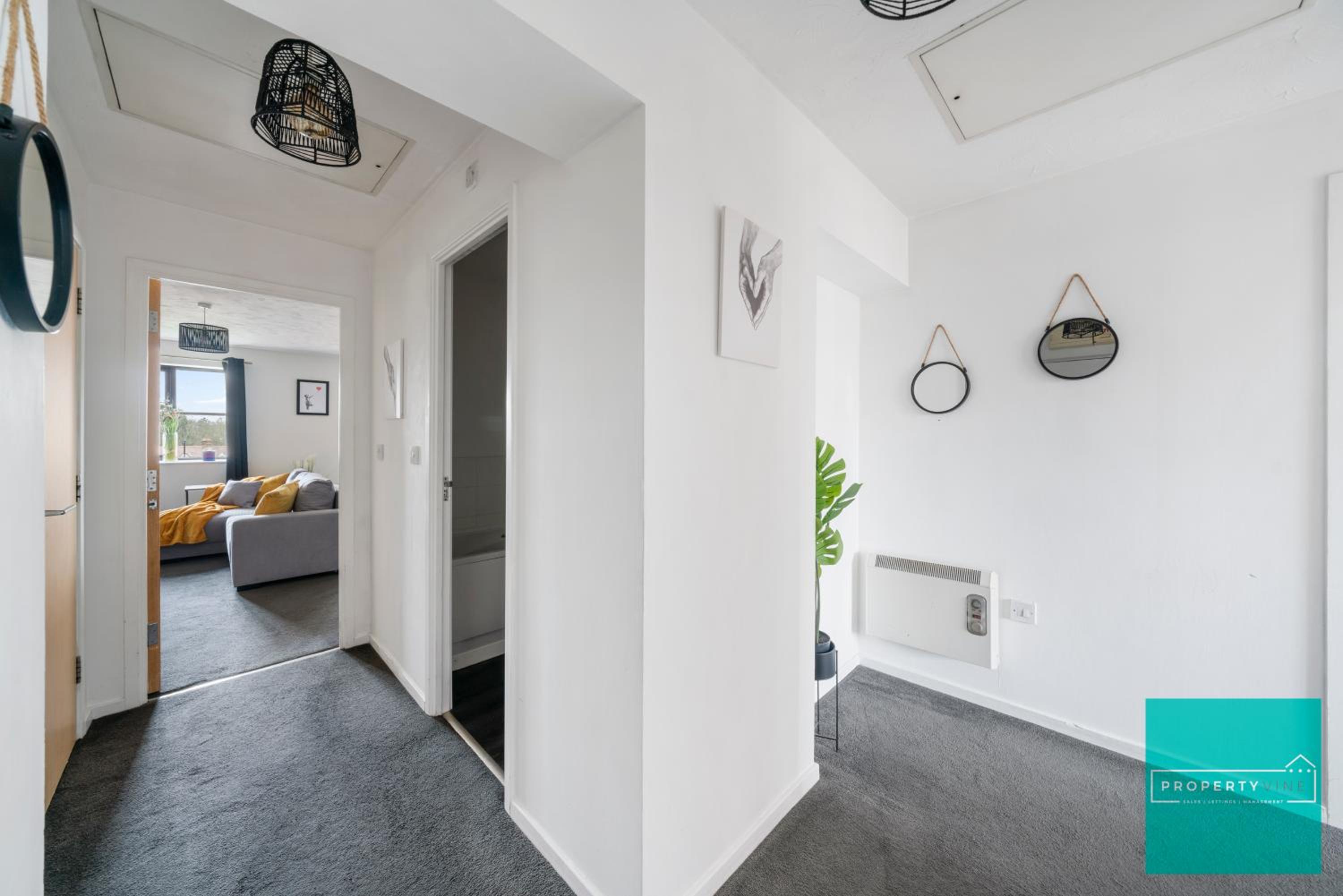 Luxury 2 bed, 2 bath apartment in North London