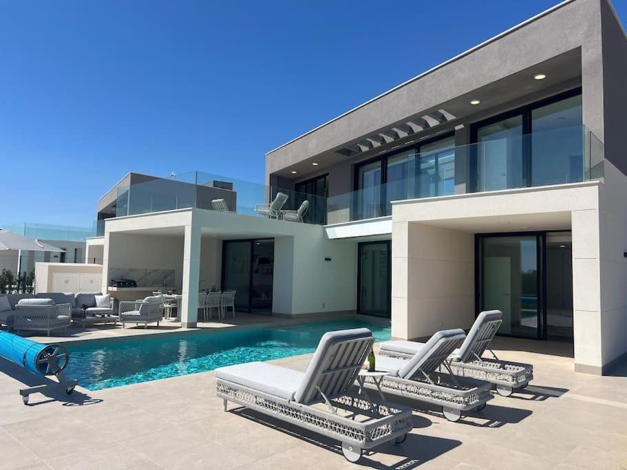Luxury Villa Aqua 5 st Altaona Golf view 3