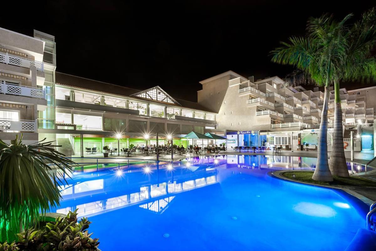 Apartamentos Tropical Park