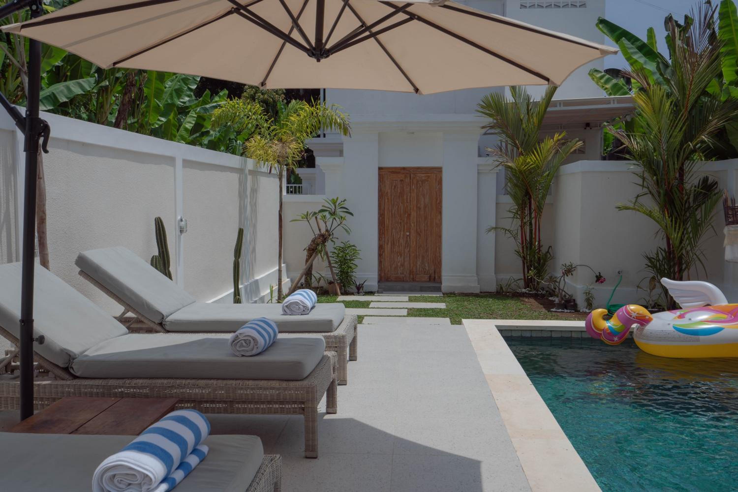 The Lavana La Bliss Villa North view 2