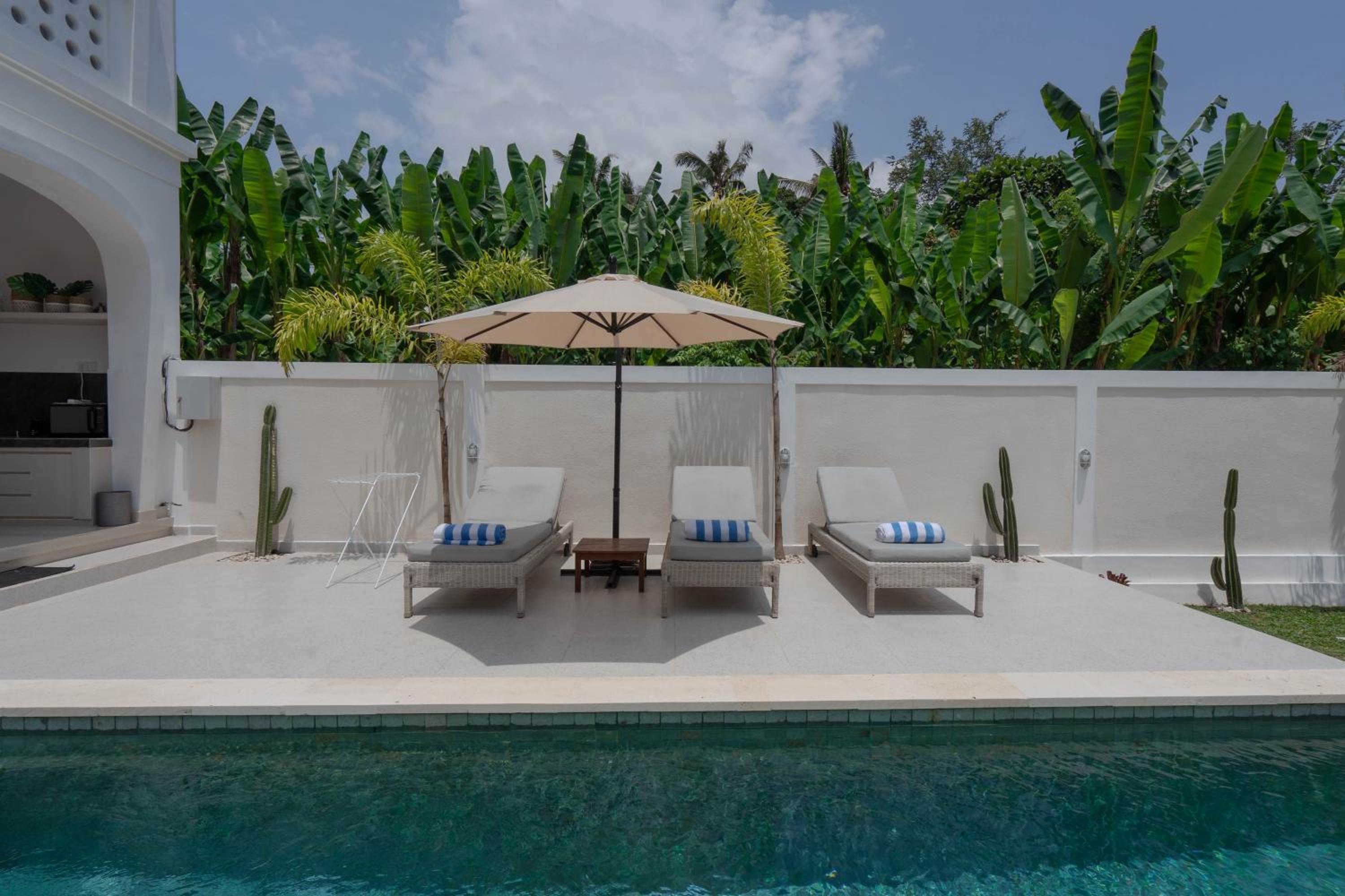 The Lavana La Bliss Villa North view 4