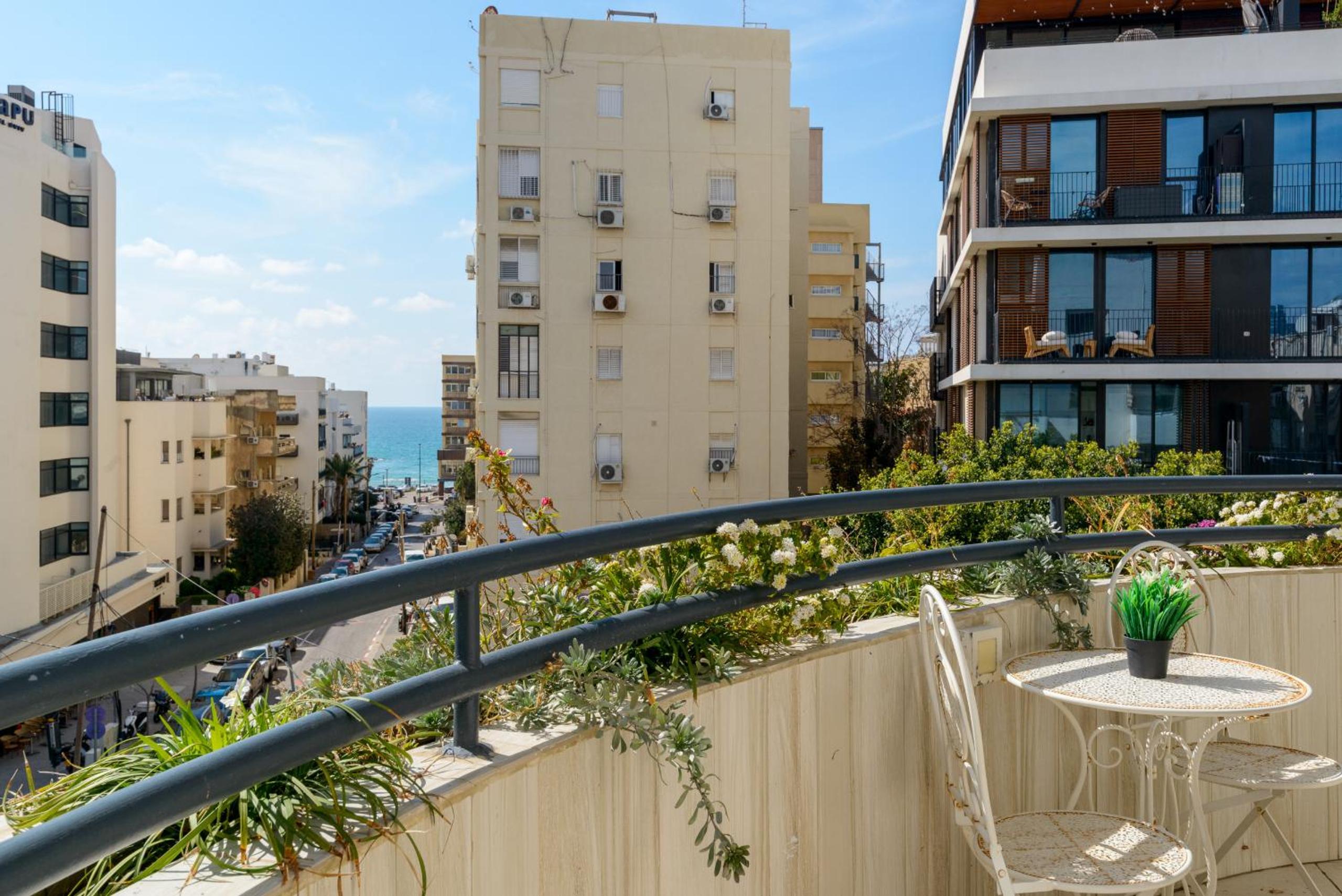Bauhaus 2BR with Sea View & Balcony by FeelHome view 5