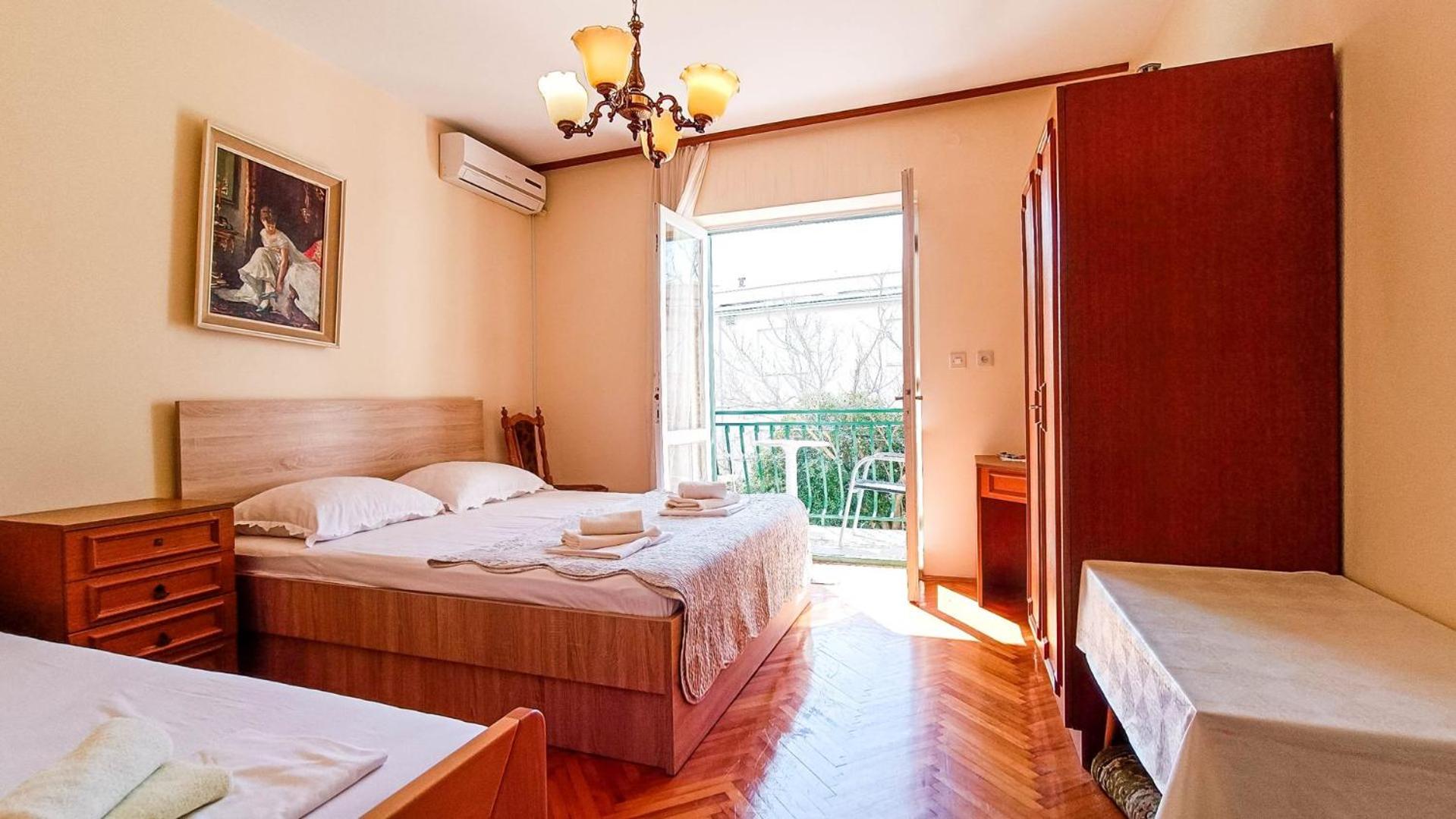 Apartments Ines - 15 meters from the beach
