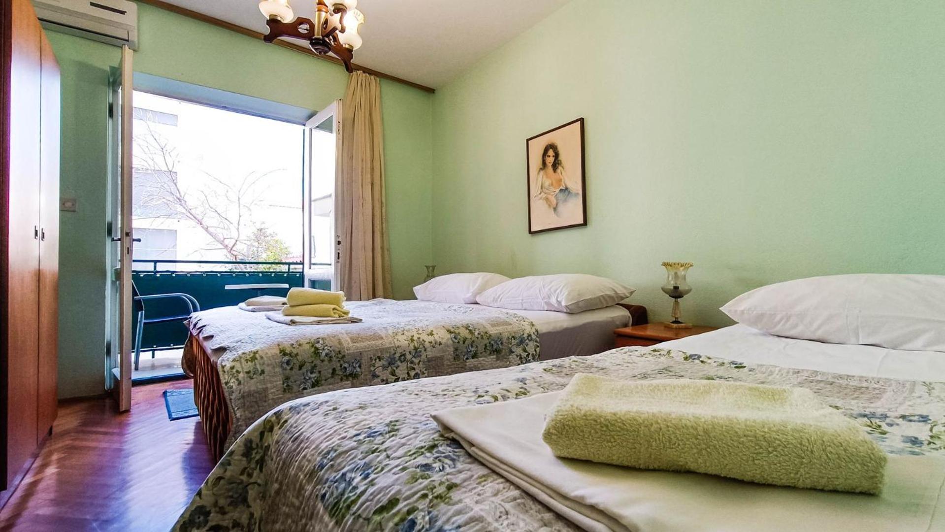Apartments Ines - 15 meters from the beach