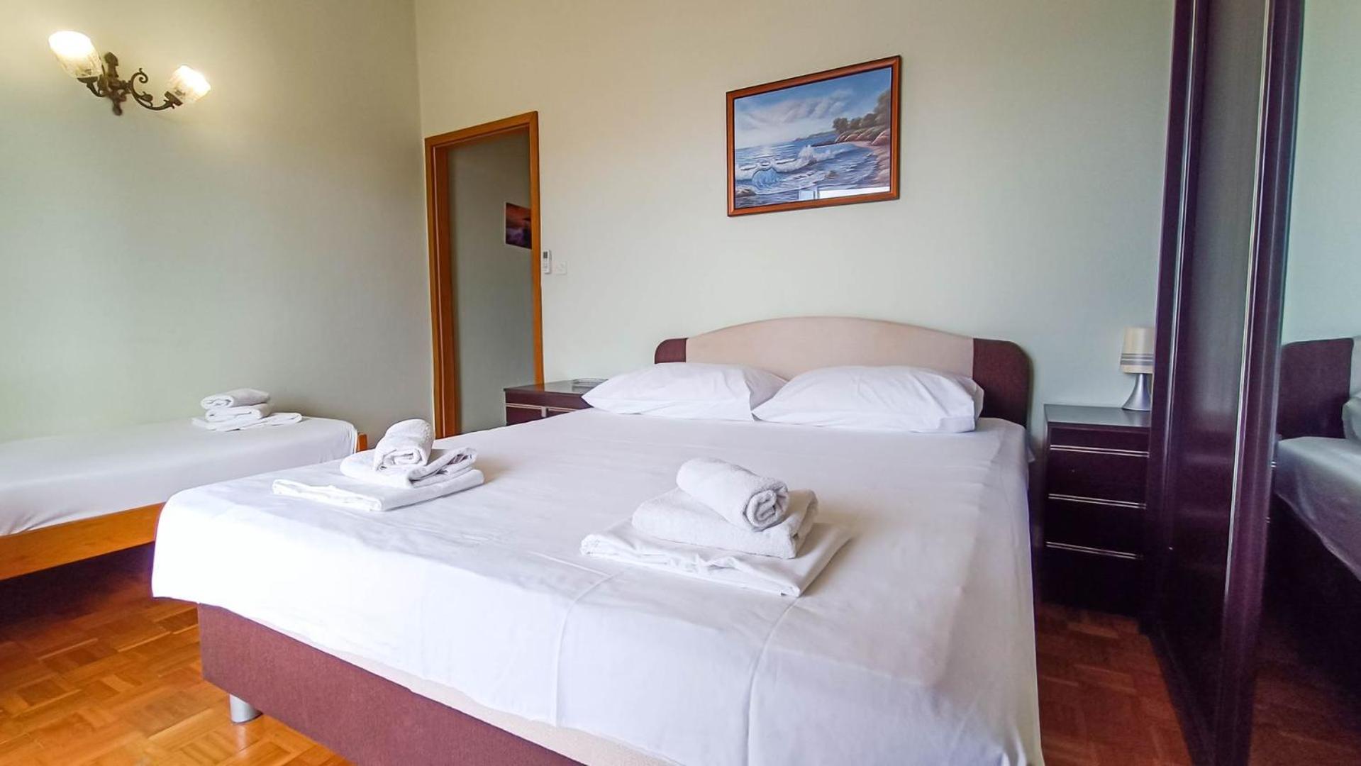 Apartments Ines - 15 meters from the beach