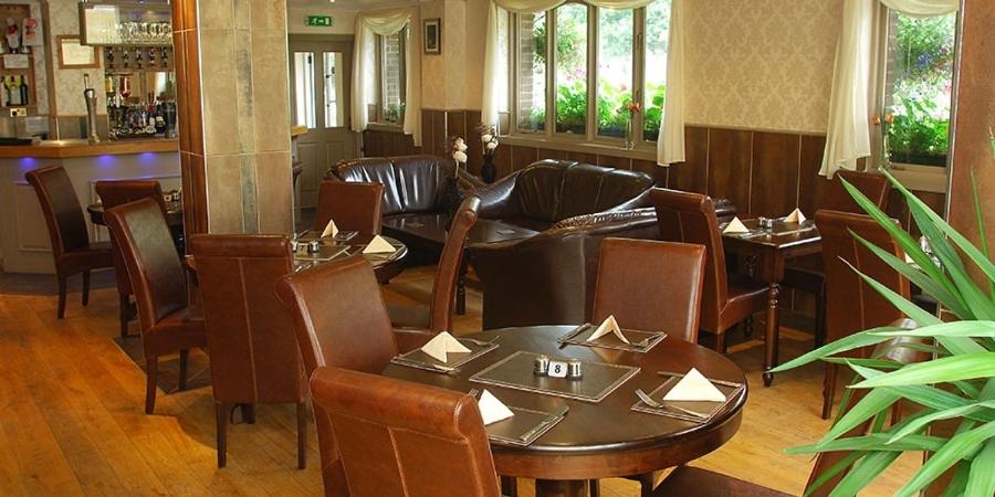 New Overlander Inn