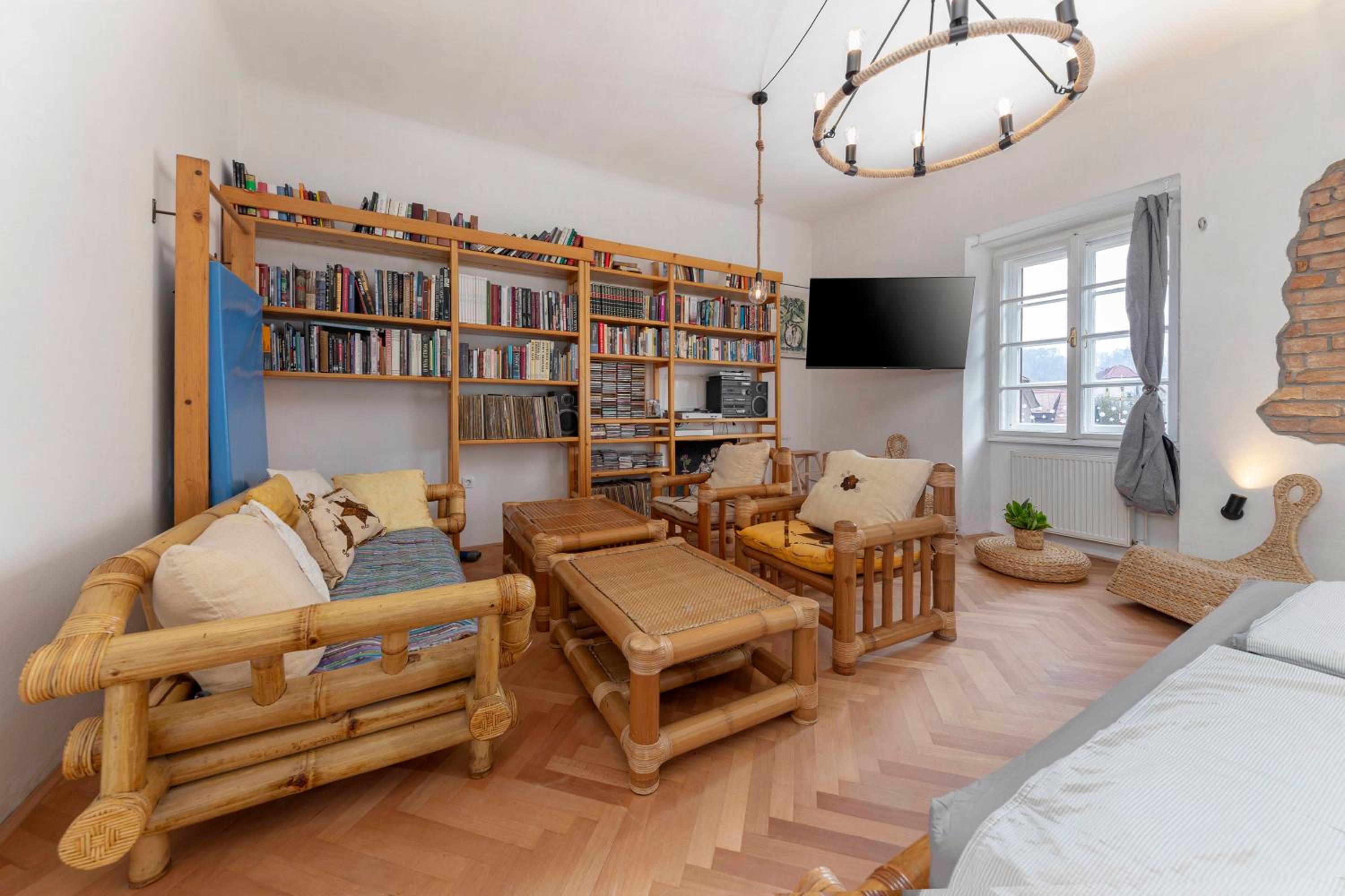 Historical Caserne Apartment