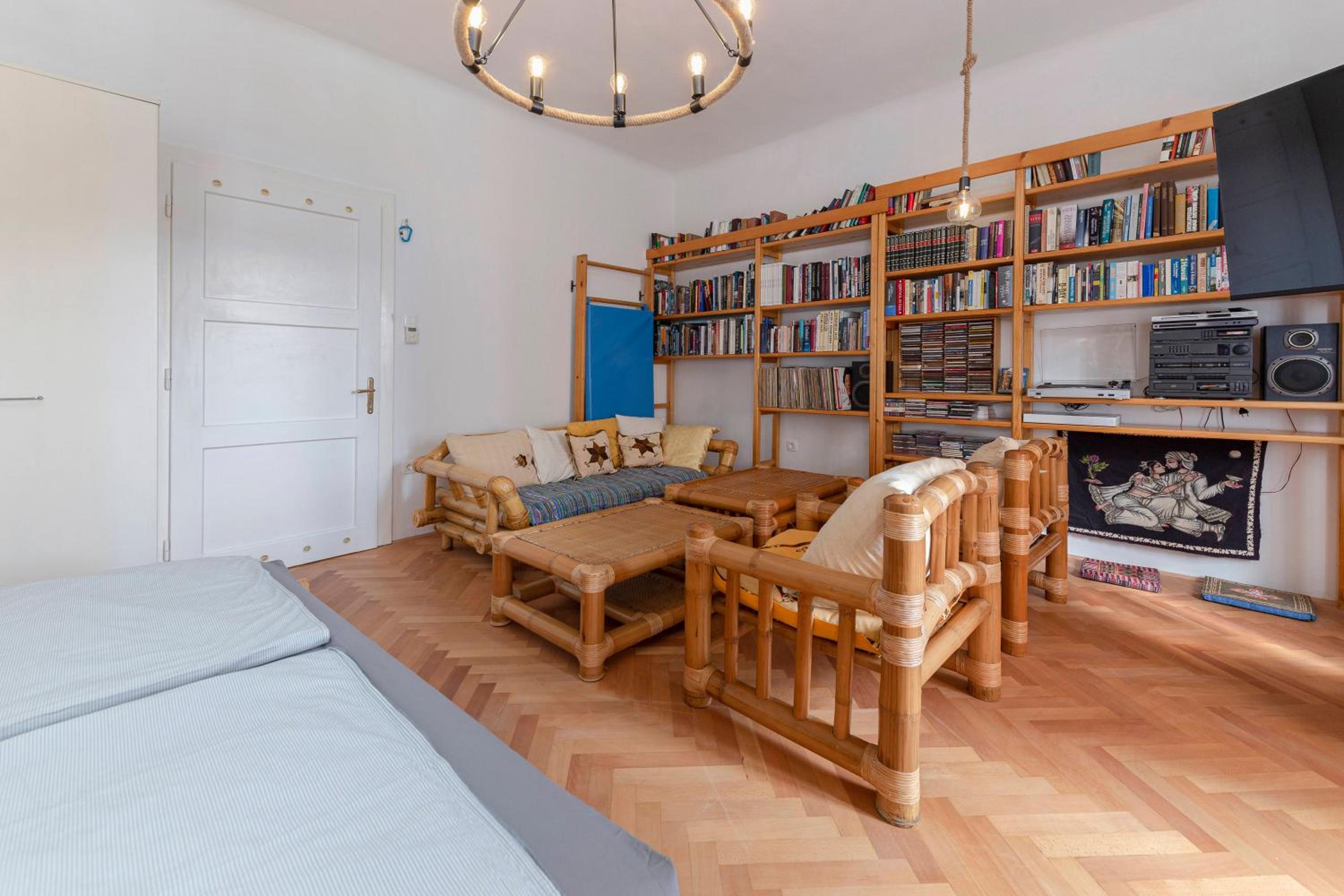 Historical Caserne Apartment