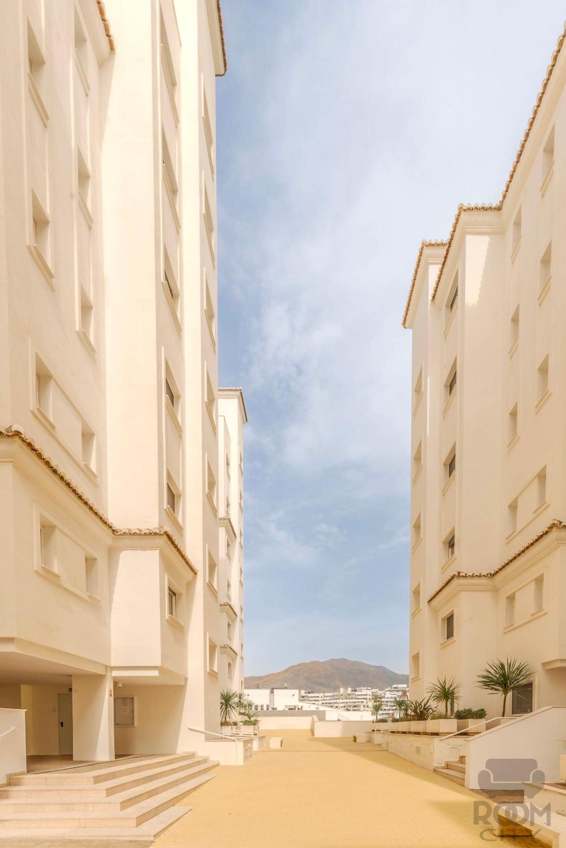 Room City Estepona Puerto Blanco